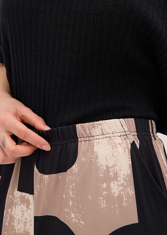 Spodnie z dżerseju • czarno-szarobeżowy z nadrukiem • sklep bonprix