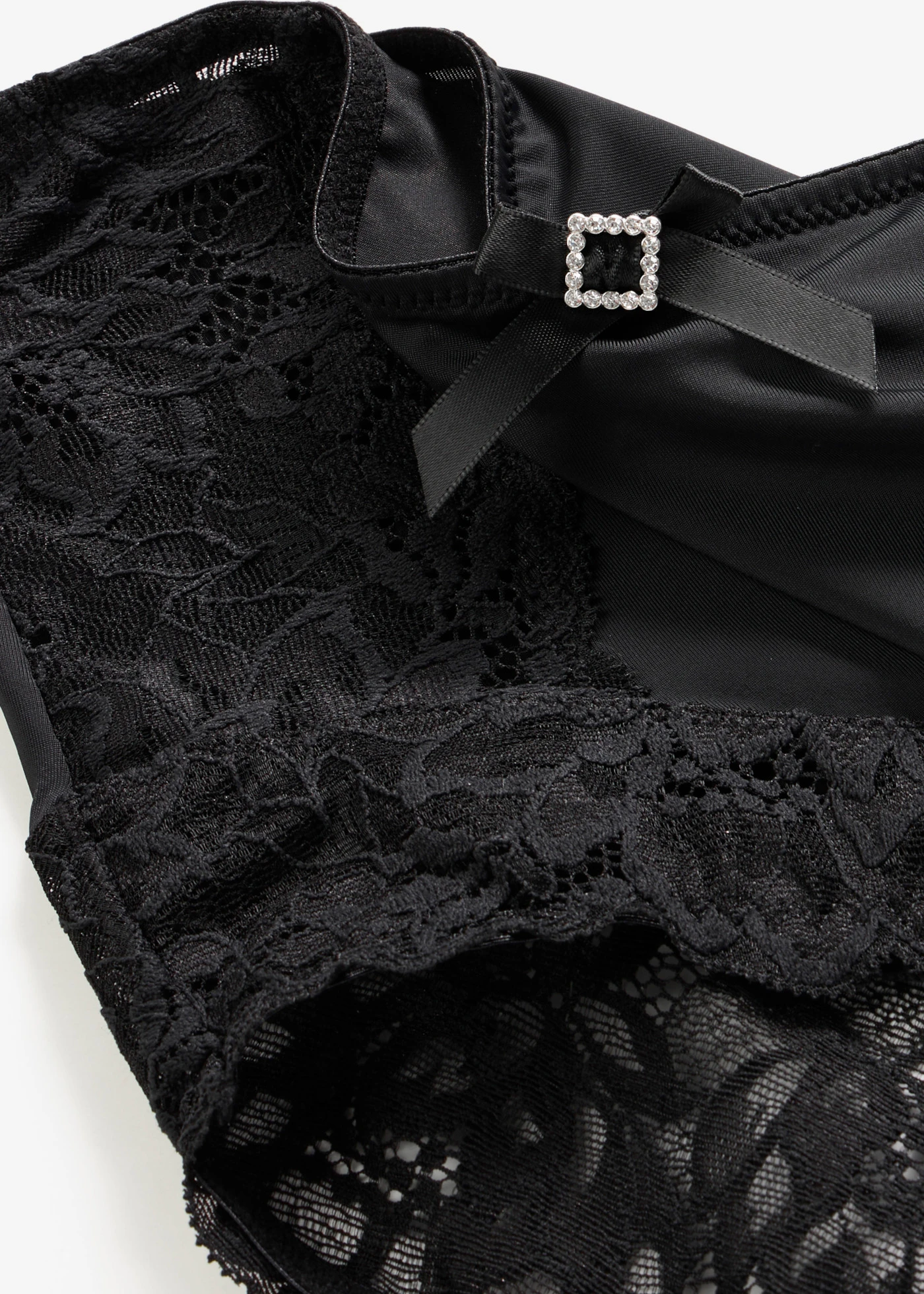 Tailleslip met kant • zwart • bonprix online shop