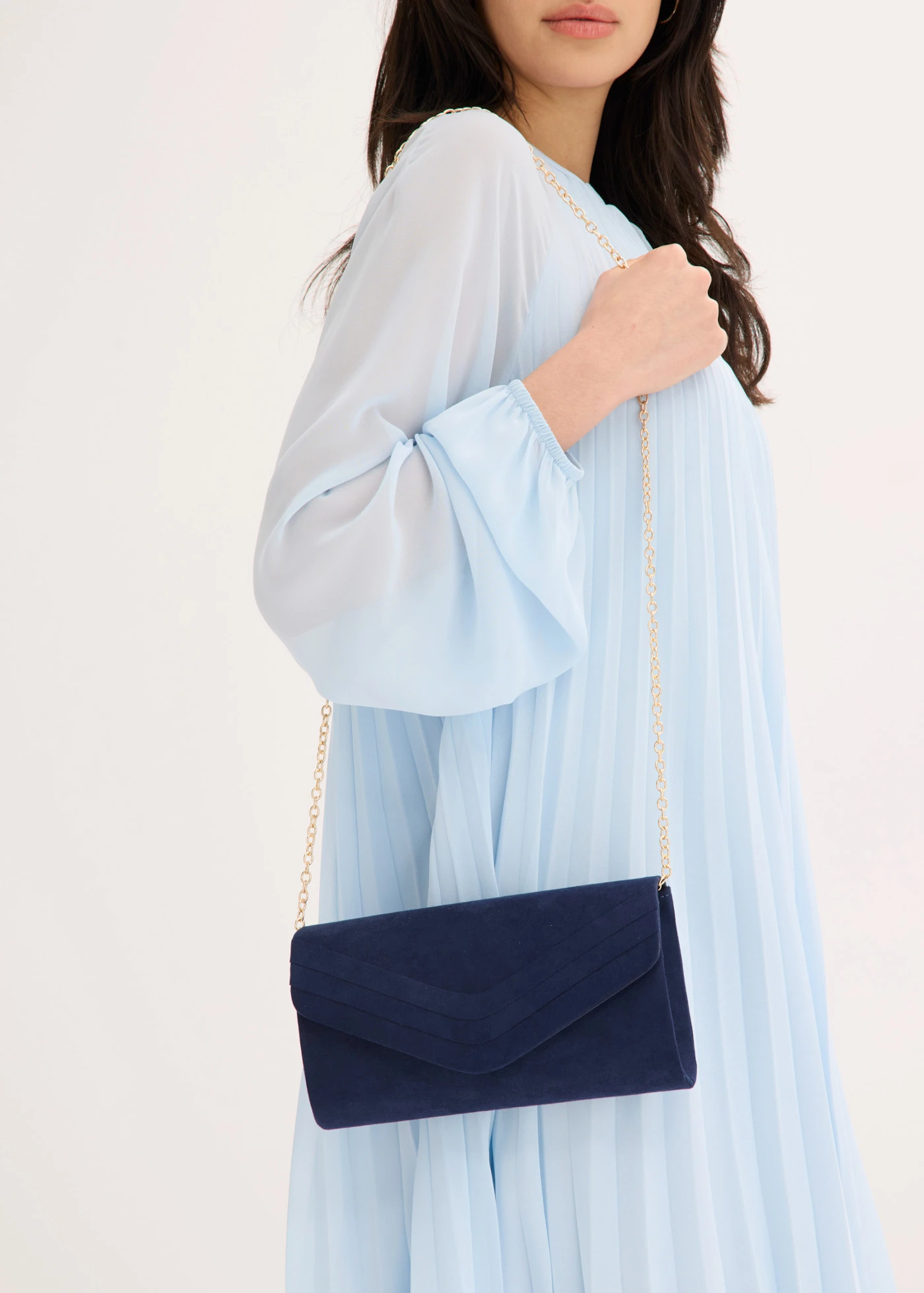 Plic cu detalii suprapuse • bleumarin • magazin bonprix