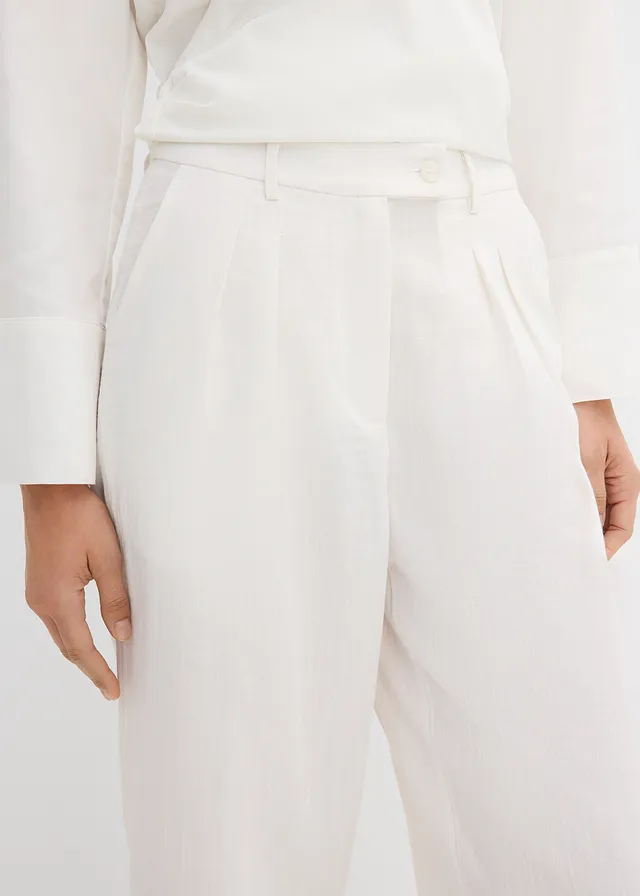 Broek met decoratieve knoop van een viscose-mix • wolwit • product-page.page-title-suffix