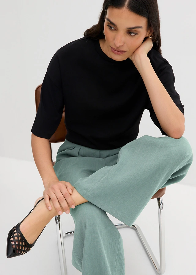 Broek met decoratieve knoop van een viscose-mix • zeegras • product-page.page-title-suffix