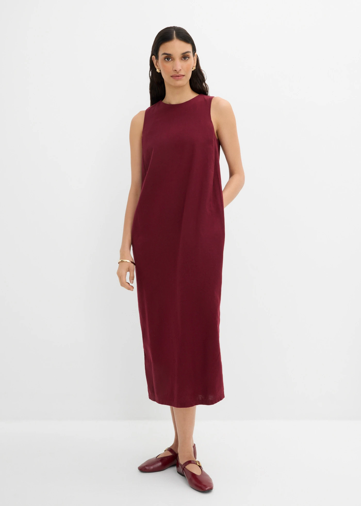 Rochie midi cu buzunare laterale, din amestec cu viscoză • roșu arțar • magazin bonprix