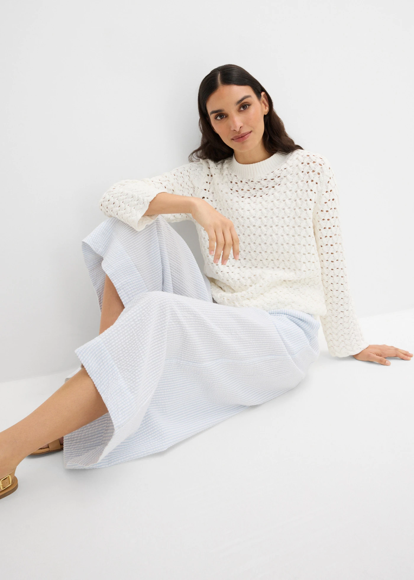 Jupe-culotte en seersucker • bleu poudré-blanc rayé • Boutique bonprix