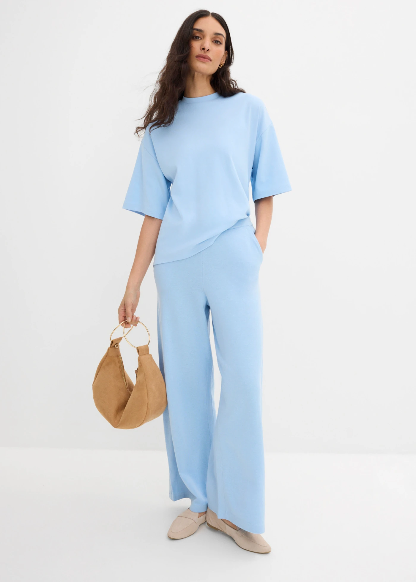 Bluză oversize cu tiv asimetric, 100% din bumbac organic • bleu • magazin bonprix