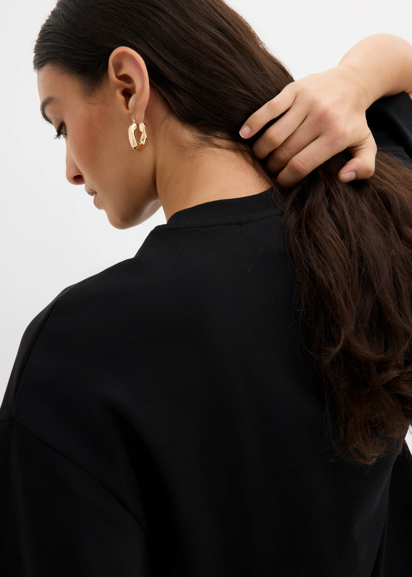 Oversized shirt met asymmetrische onderrand van puur biologisch katoen • zwart • bonprix online shop