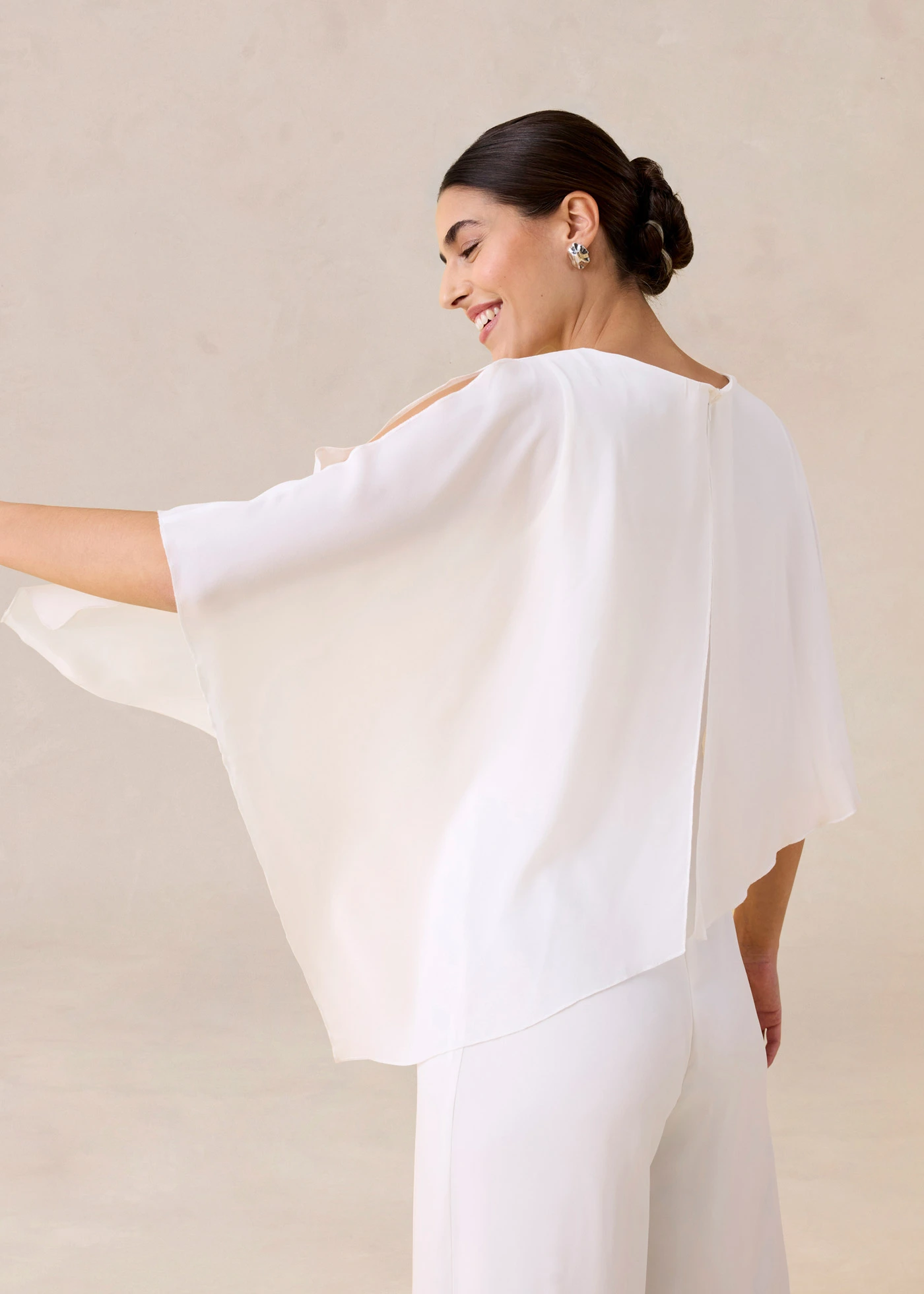 Jumpsuit van fijn chiffon • wolwit • bonprix online shop