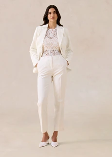 Żakiet z ozdobnymi guzikami biel wełny