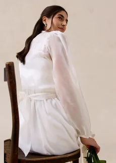 Boléro en tulle fin avec détail à nouer • ecru • Boutique bonprix