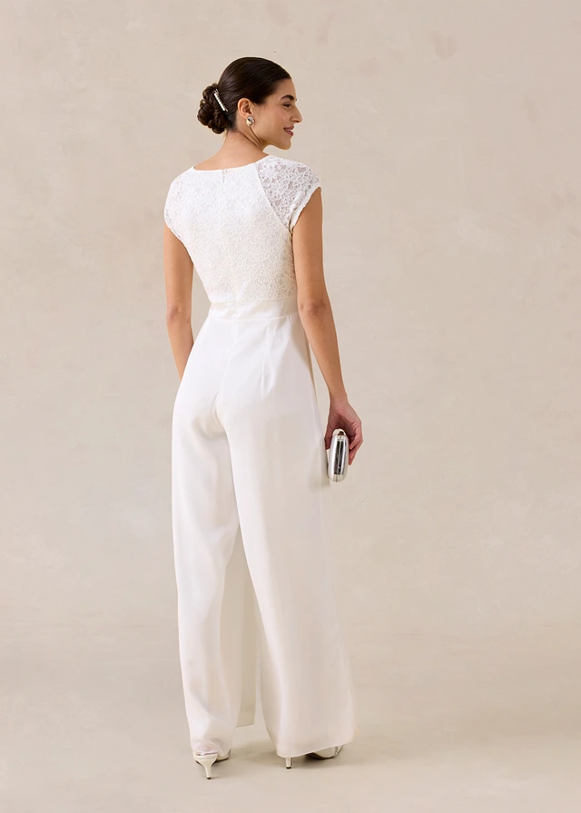 Jumpsuit van fijn chiffon met kant, Kleur: wolwit