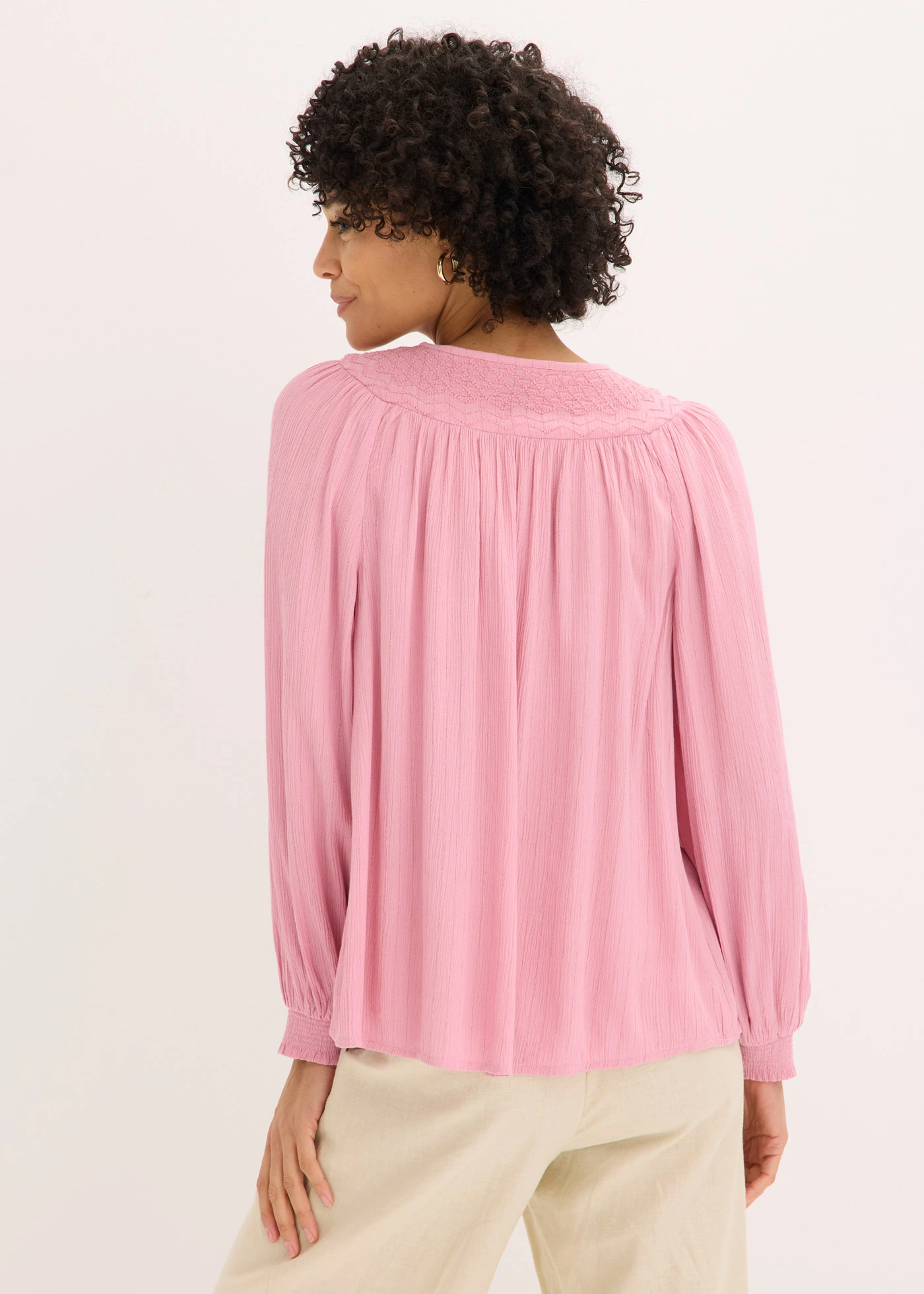 Tunique à broderie • orchidée fumé-doré métallisé • Boutique bonprix