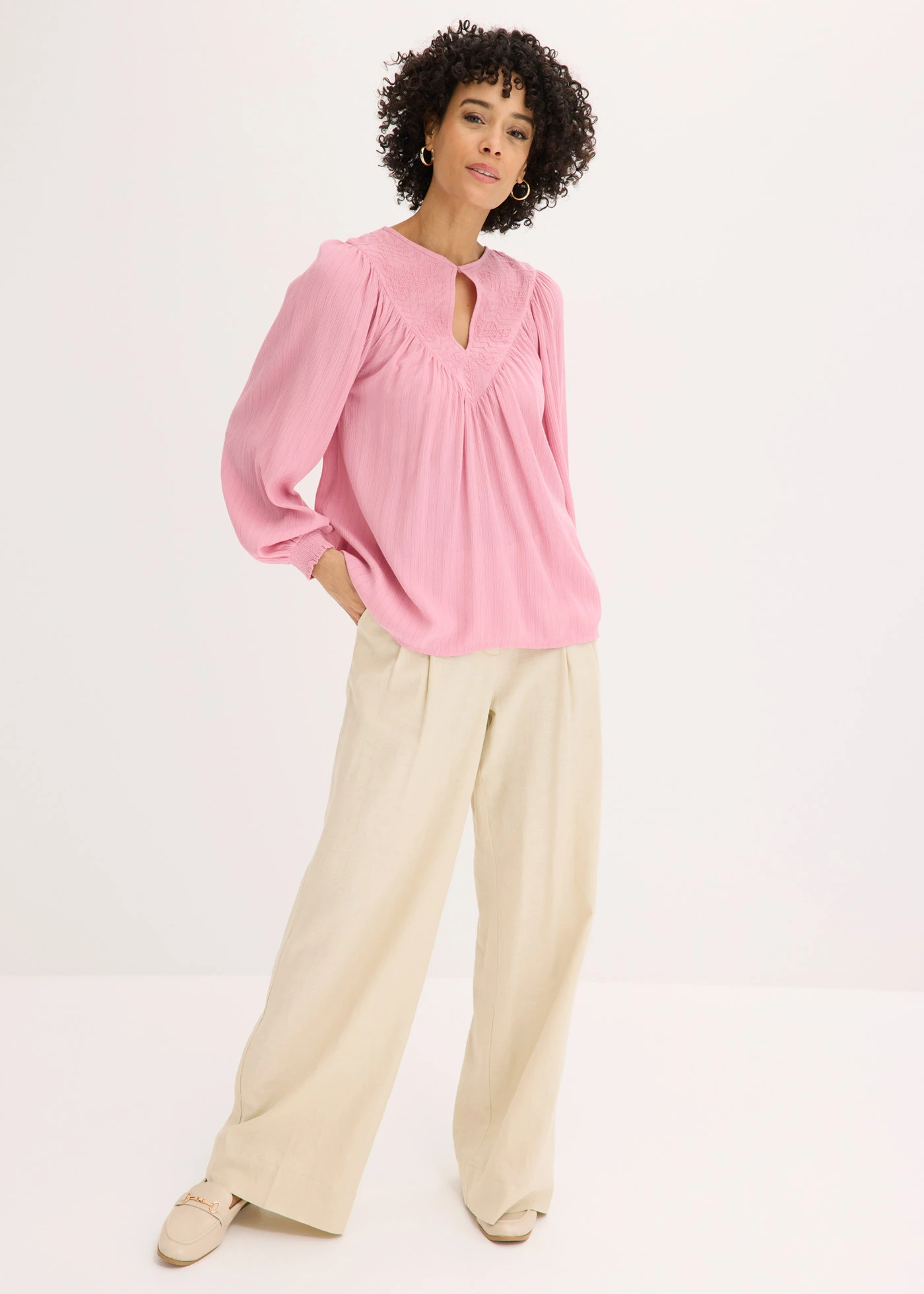 Tuniek met borduursel • rookorchidee-metallic goud • bonprix online shop