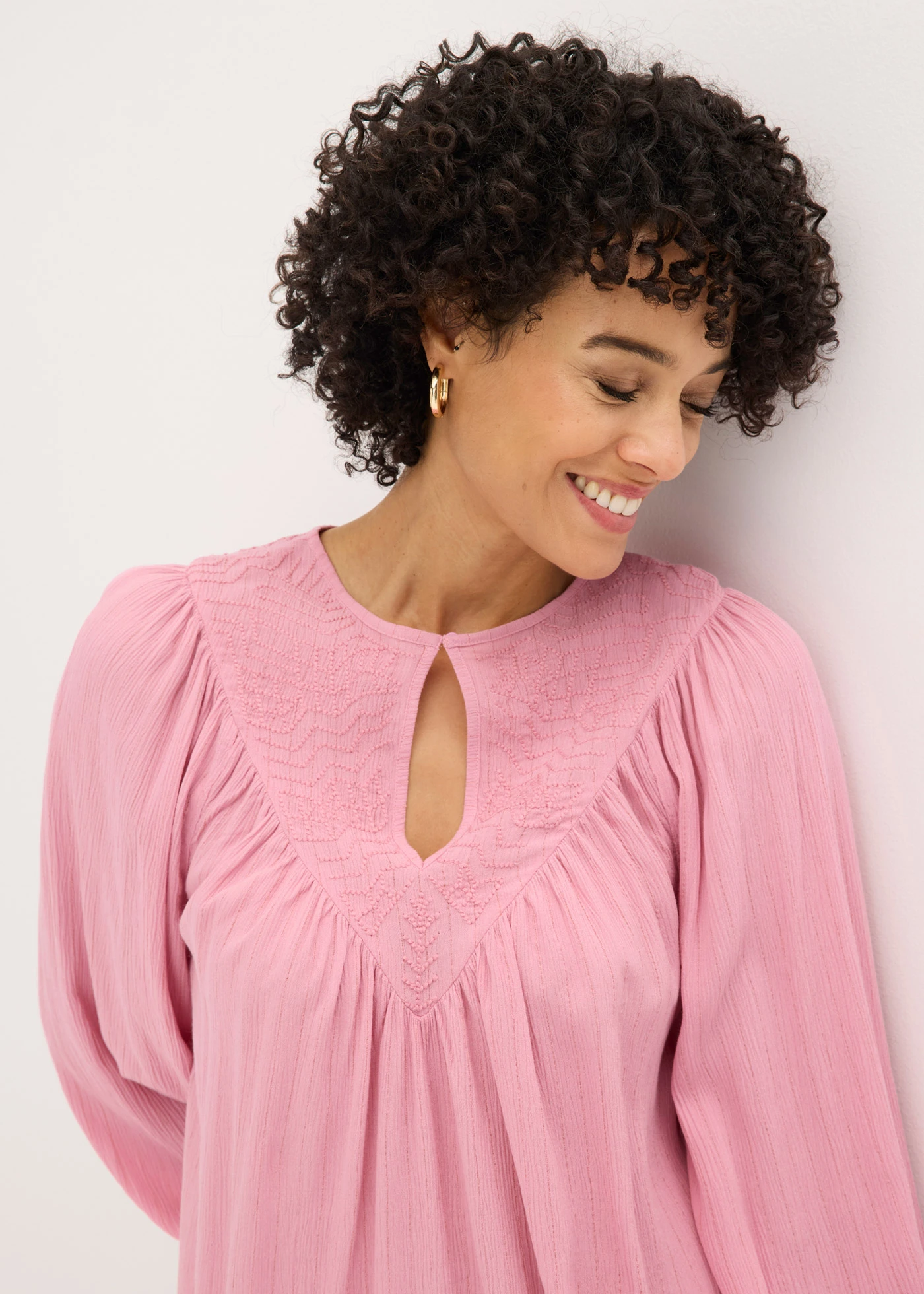 Tunique à broderie • orchidée fumé-doré métallisé • Boutique bonprix