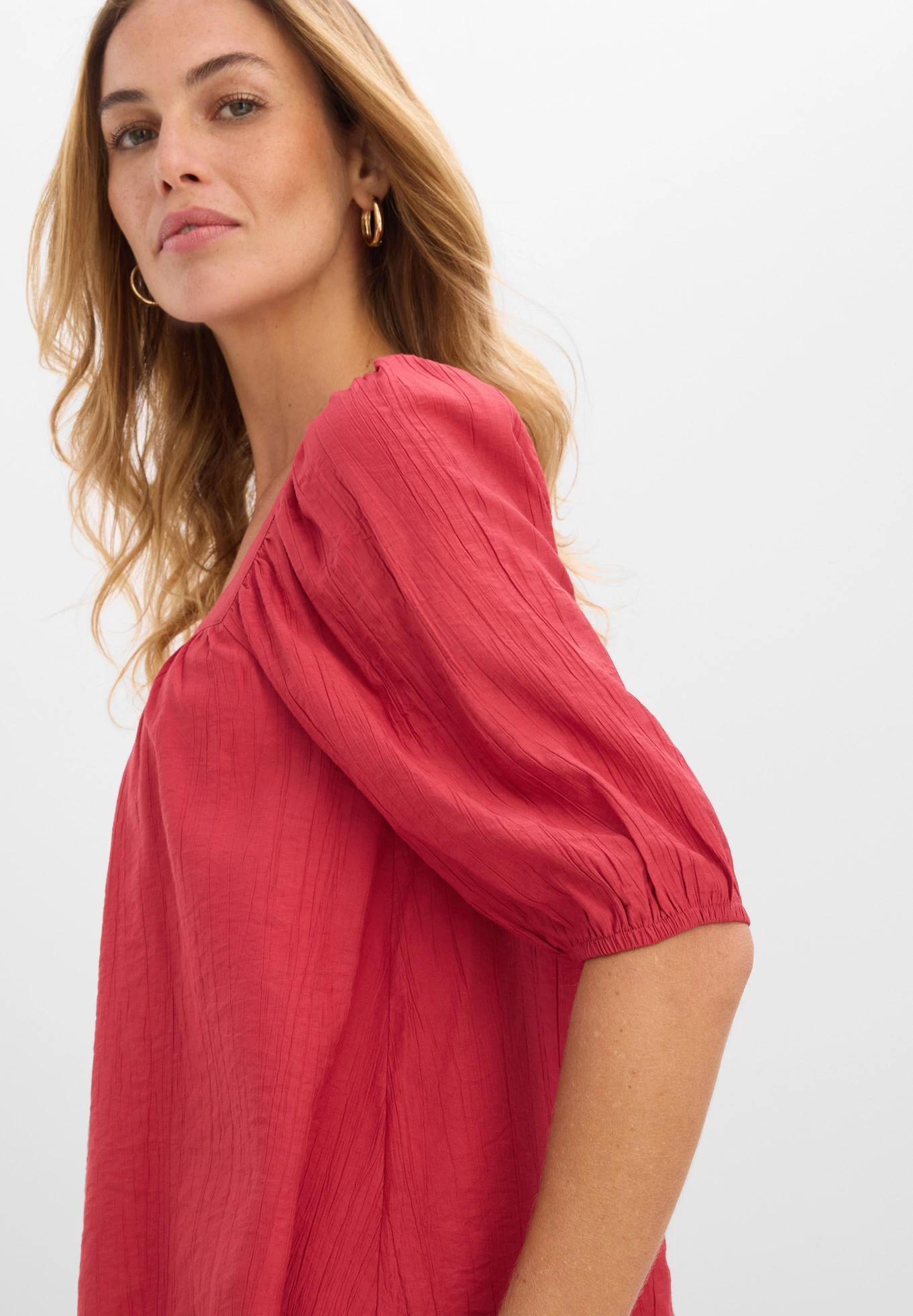 Blouse van gestructureerde crinkle • kersenrood • bonprix online shop