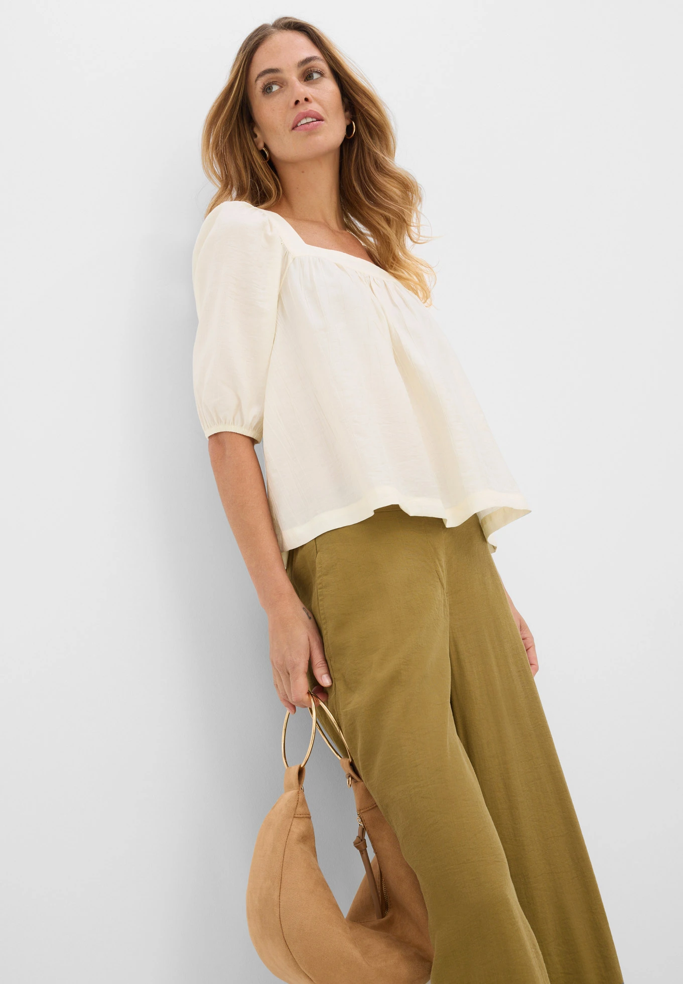 Blouse à effet froissé • ecru • Boutique bonprix