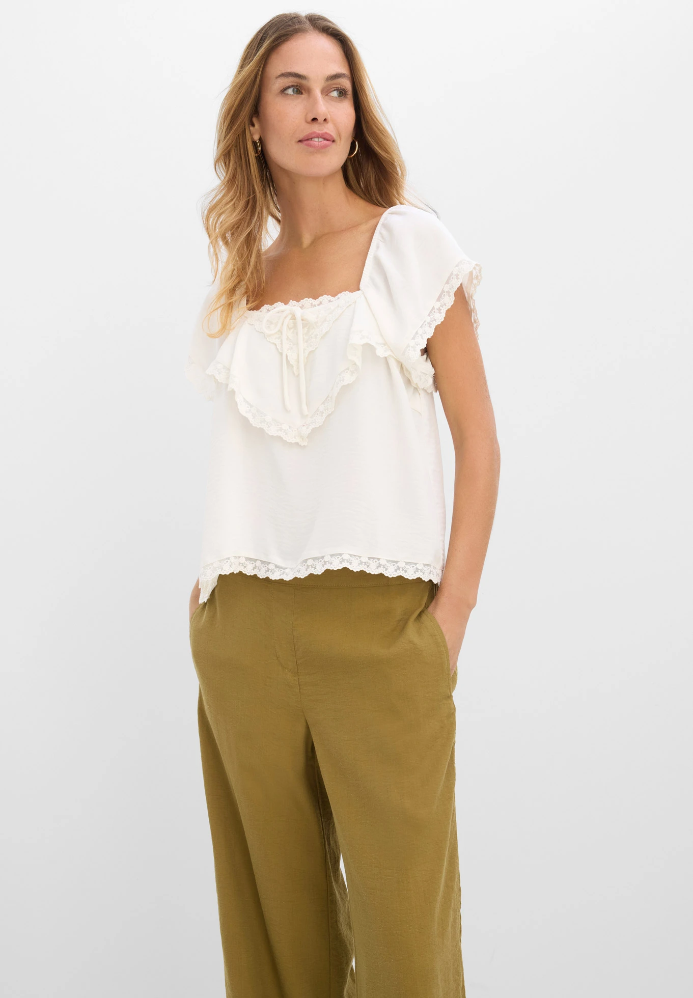 Blouse van lichte crêpe • wolwit • bonprix online shop