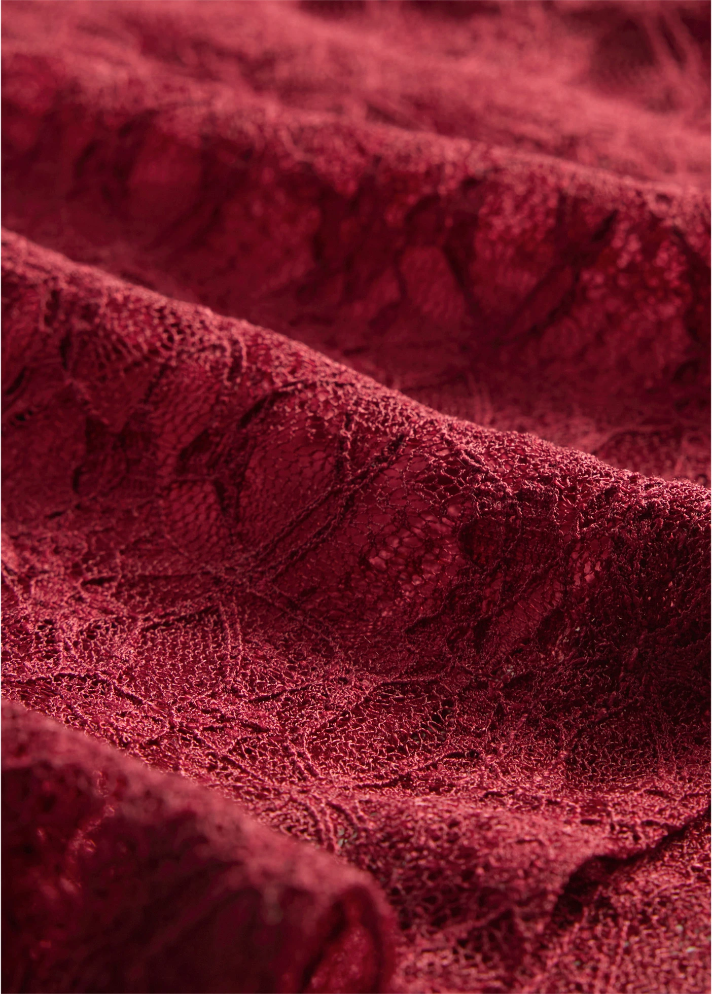 Robe évasée en dentelle • rouge rubis • Boutique bonprix