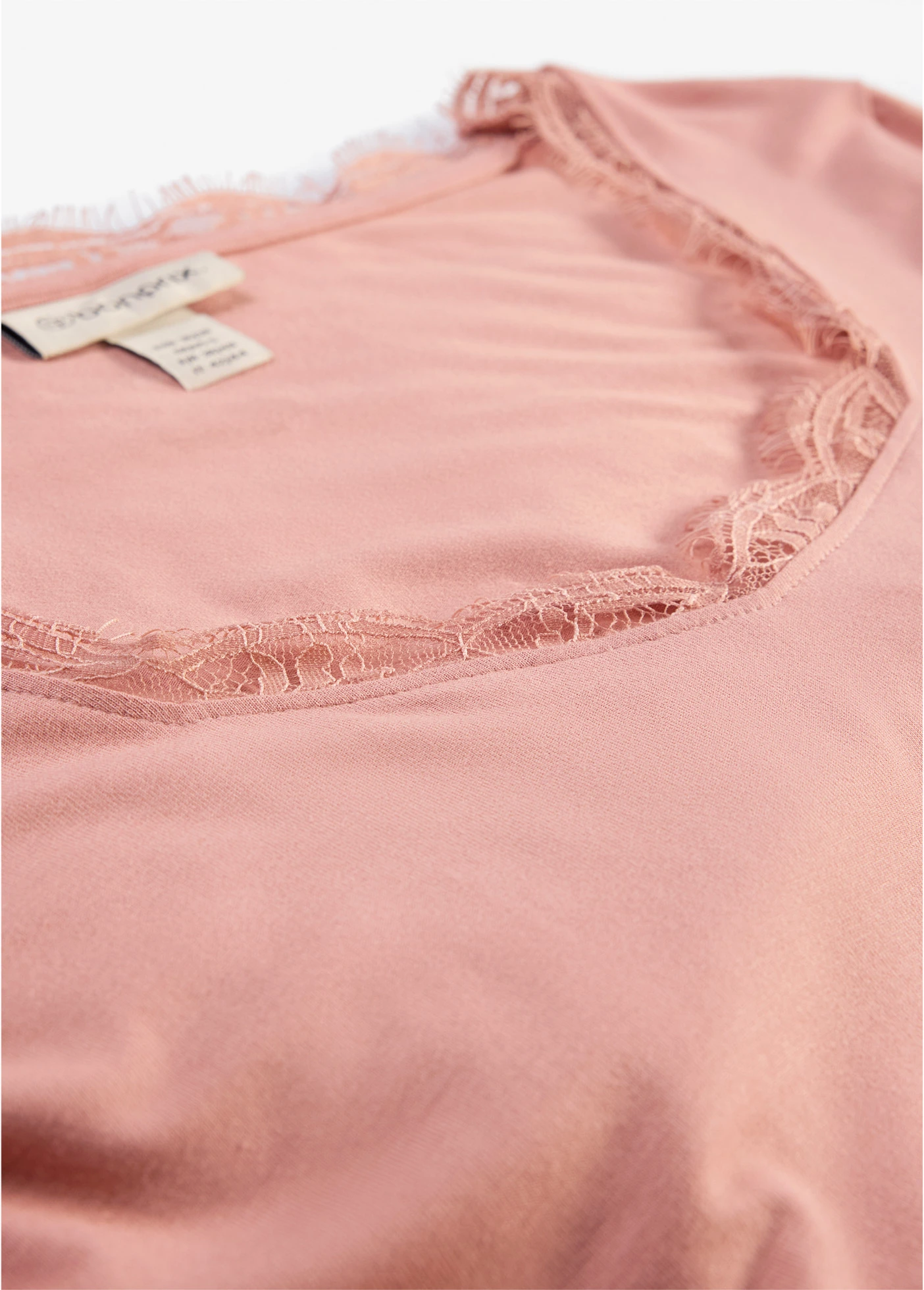 Longsleeve van een zachte viscose-mix • poederbruin • bonprix online shop