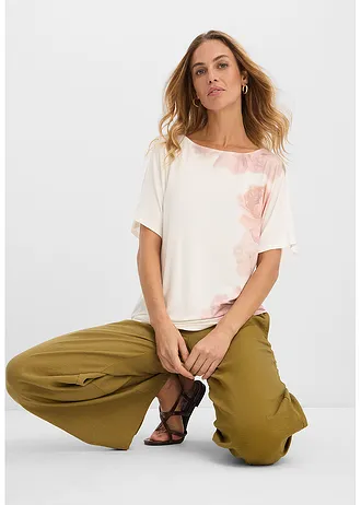 T-shirt doux en viscose extensible • écru-rose floral • Boutique bonprix