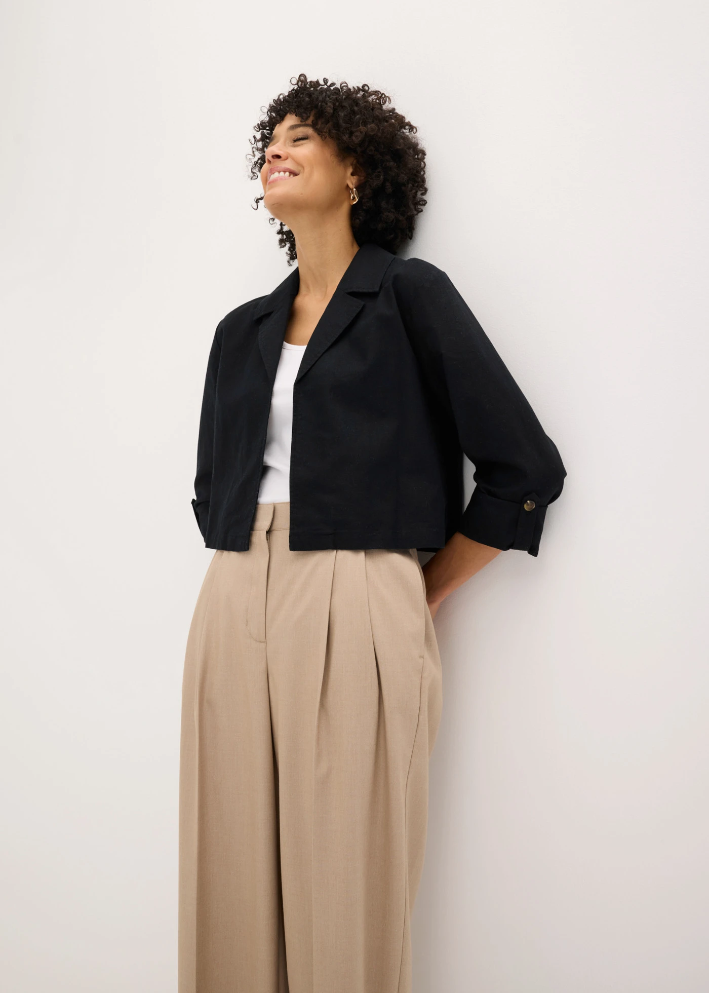 Blousejasje van een linnenmix • zwart • bonprix online shop