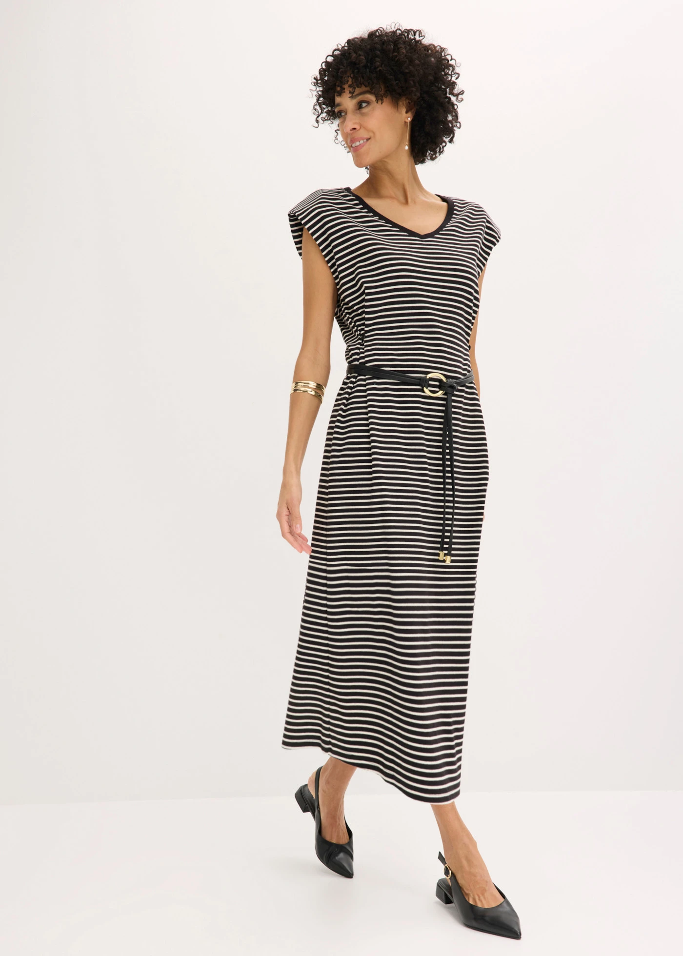 Rochie din jerse cu dungi, cu reglarea lărgimii în talie • negru/ecru dungat • magazin bonprix