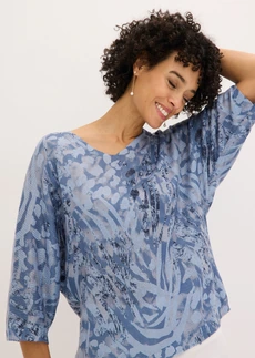 Pull  à manches chauve-souris • bleu fumé léopard • Boutique bonprix