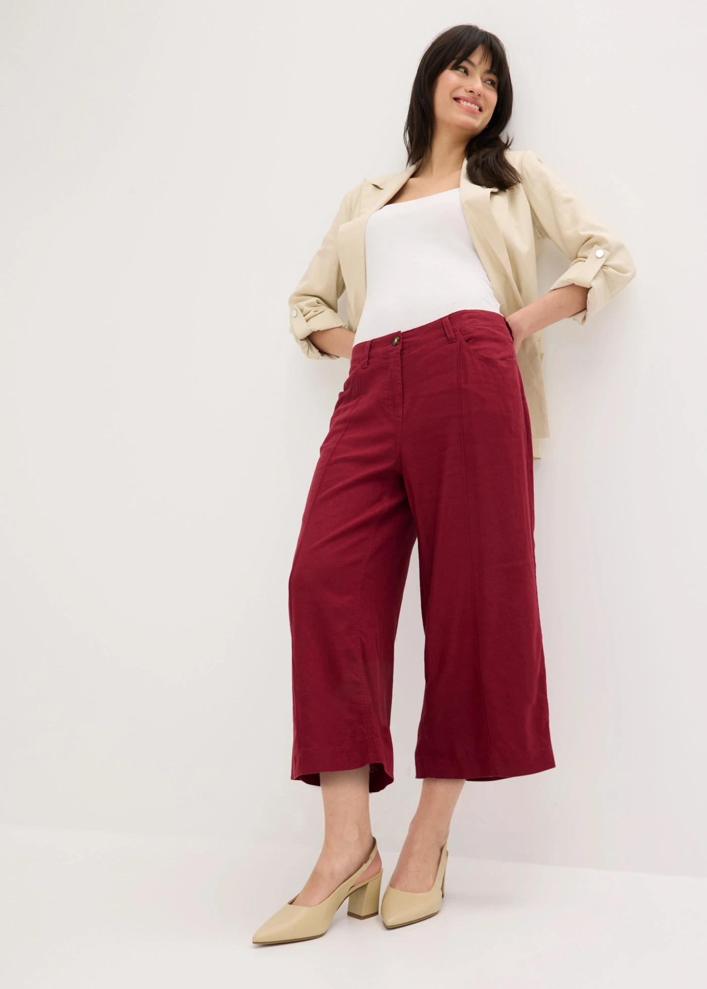 Pantaloni Culotte din mix lejer cu in cu pense • roșu arțar • magazin bonprix