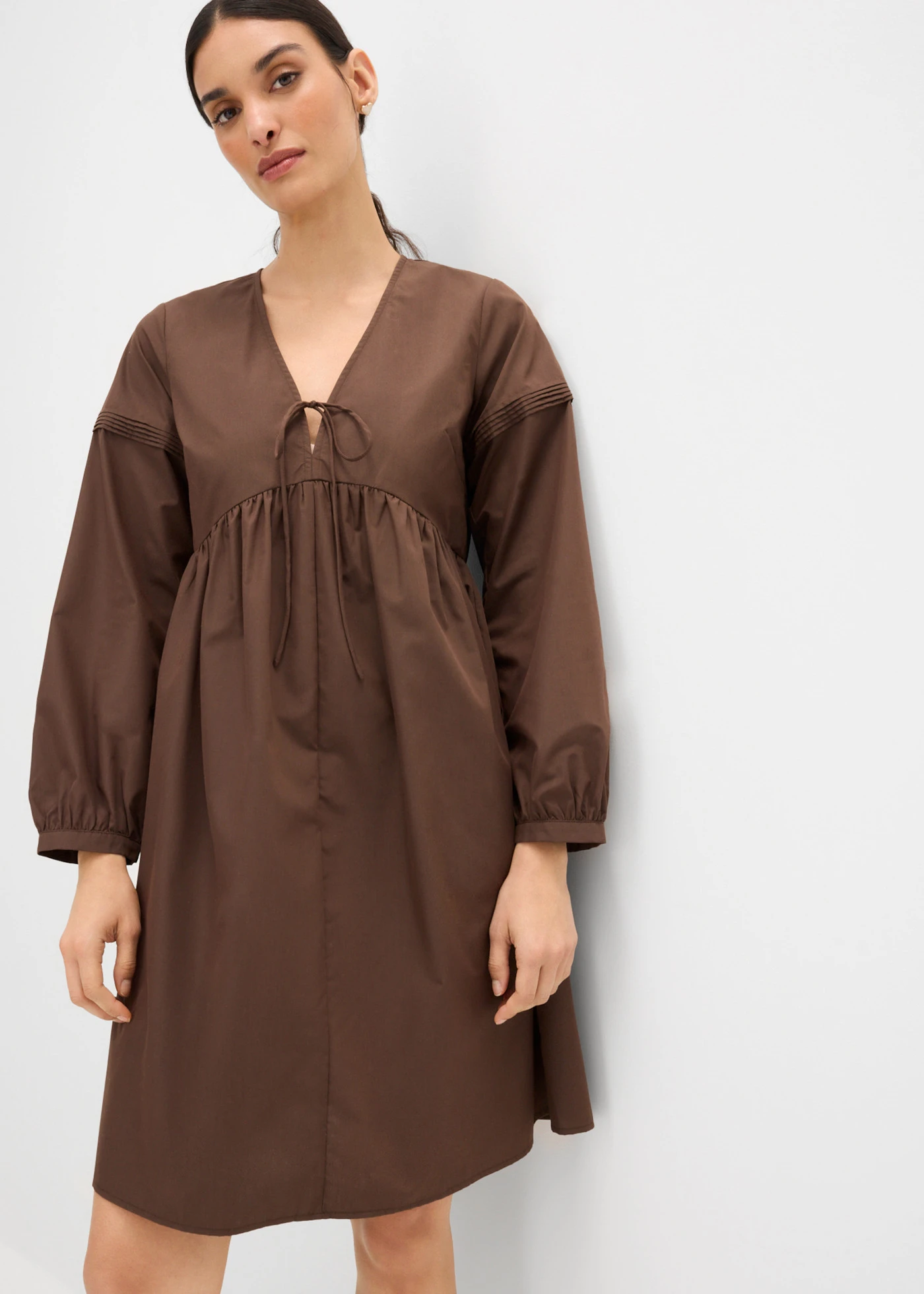 Tunika ruha • sötétbarna • bonprix áruház