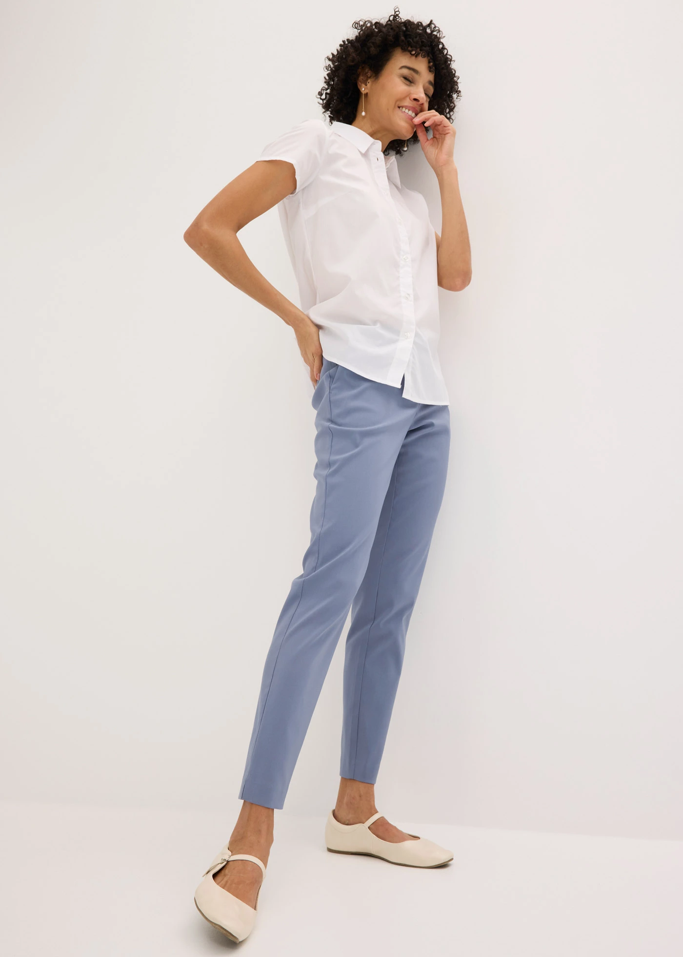 Stretch broek • rookblauw • bonprix online shop