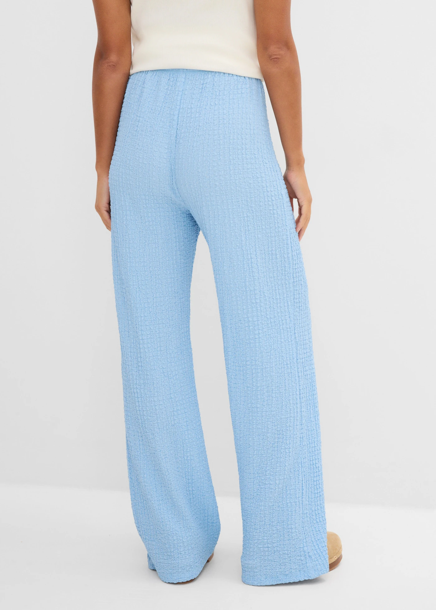 Pantaloni largi din crep, cu șiret în talie • bleu • magazin bonprix