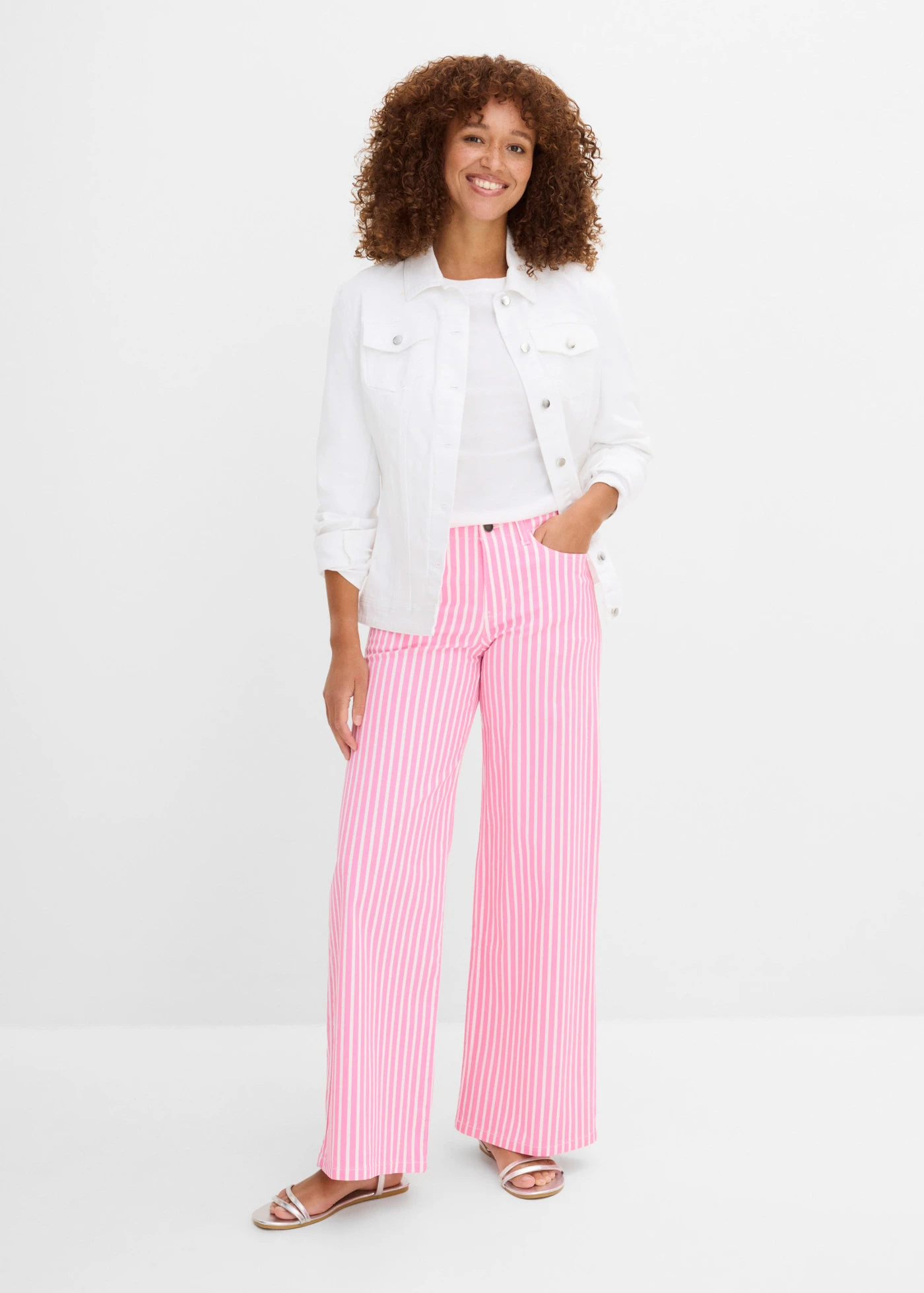 Pantalon en twill de coton extensible • rose/blanc rayé • Boutique bonprix