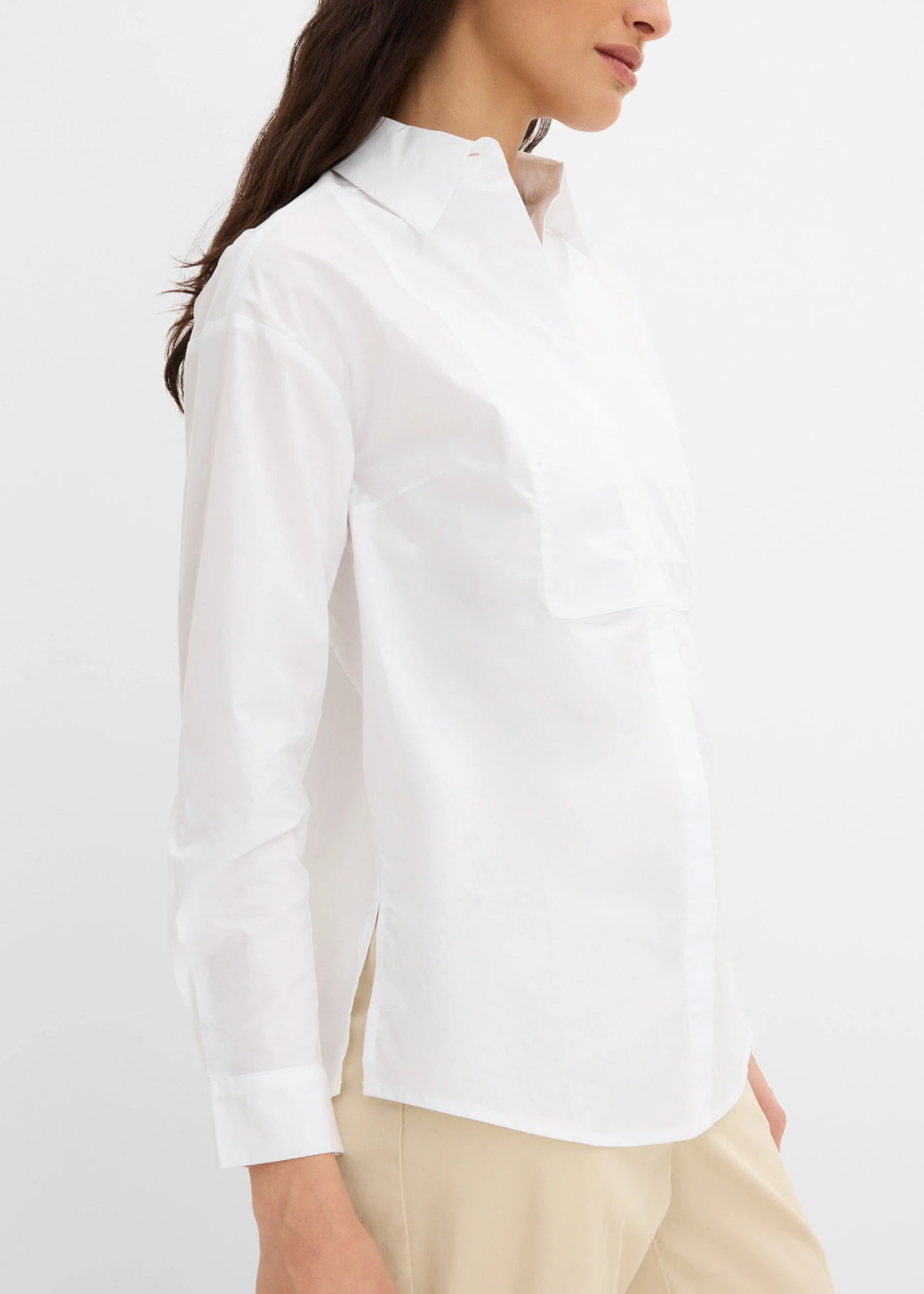 Chemisier avec broderie • blanc-rouge salsa imprimé • Boutique bonprix