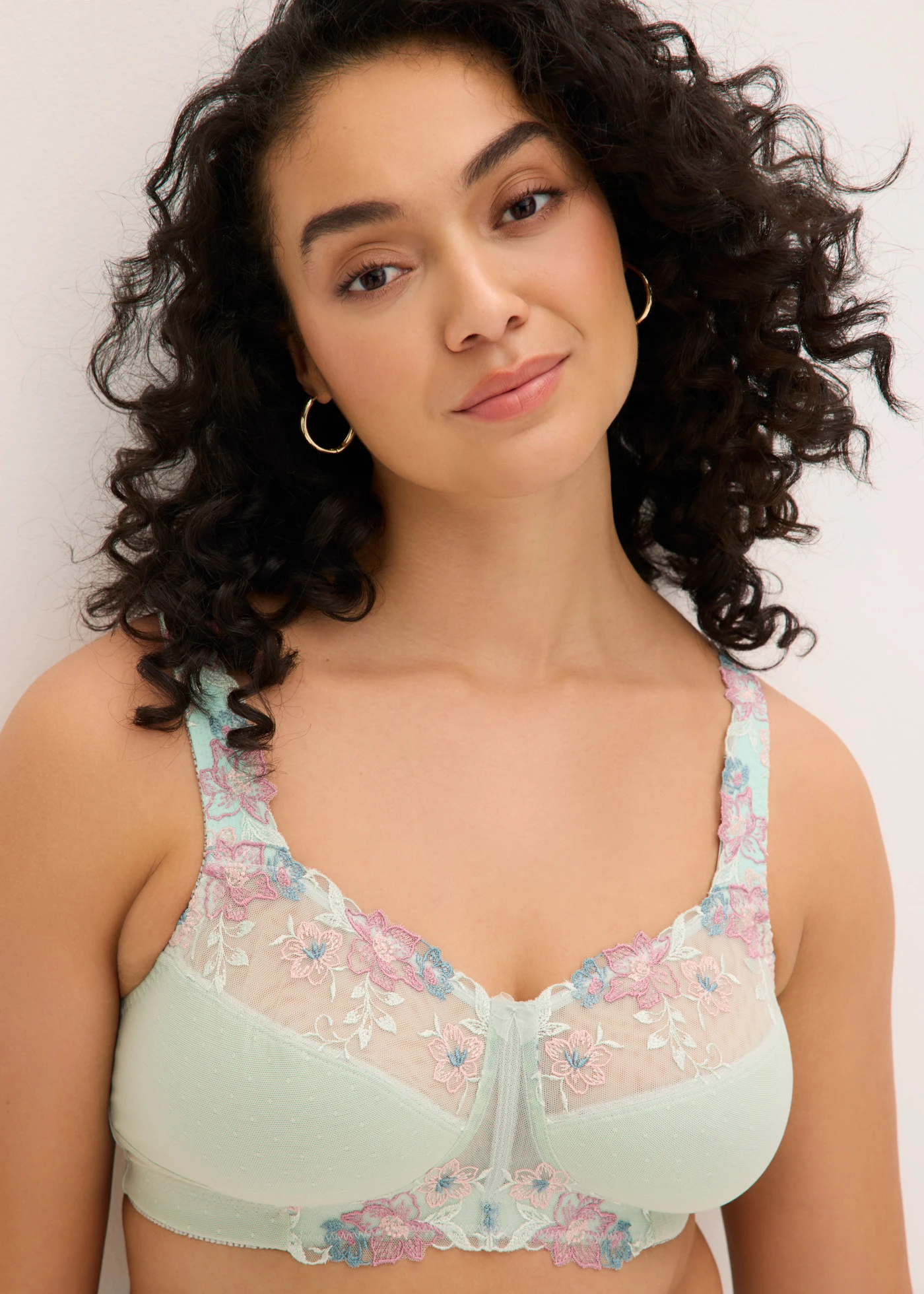 Steun bh zonder beugels met gewatteerde schouderbandjes • lichtmenthol • bonprix online shop