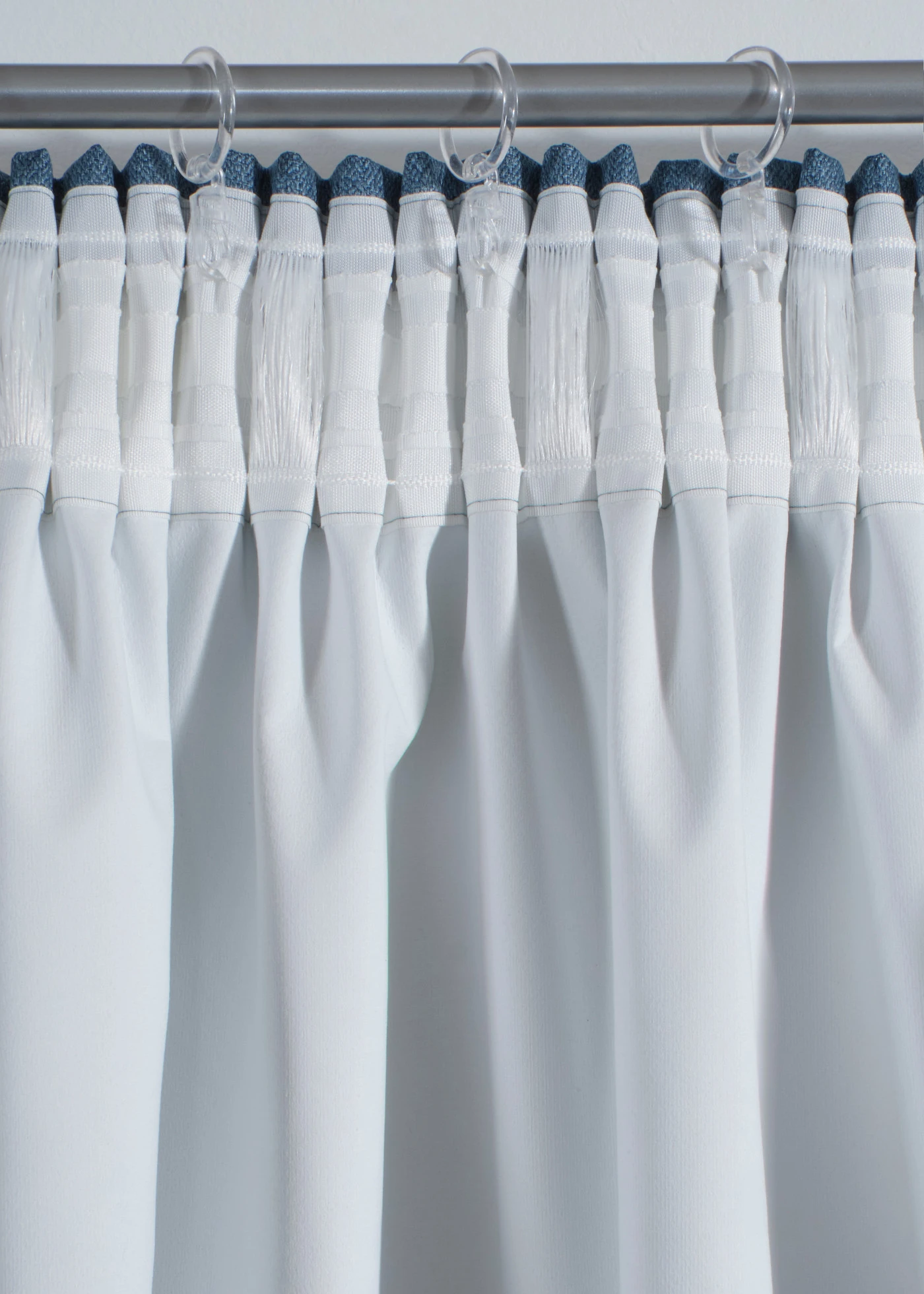 Draperie de întunecare din material texturat (set/1 buc.) • albastru • magazin bonprix