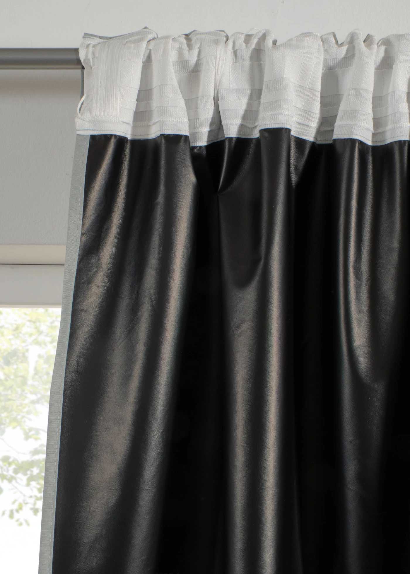 Rideau panneau occultant avec revers noir opaque (1 pce) • vert tilleul • Boutique bonprix