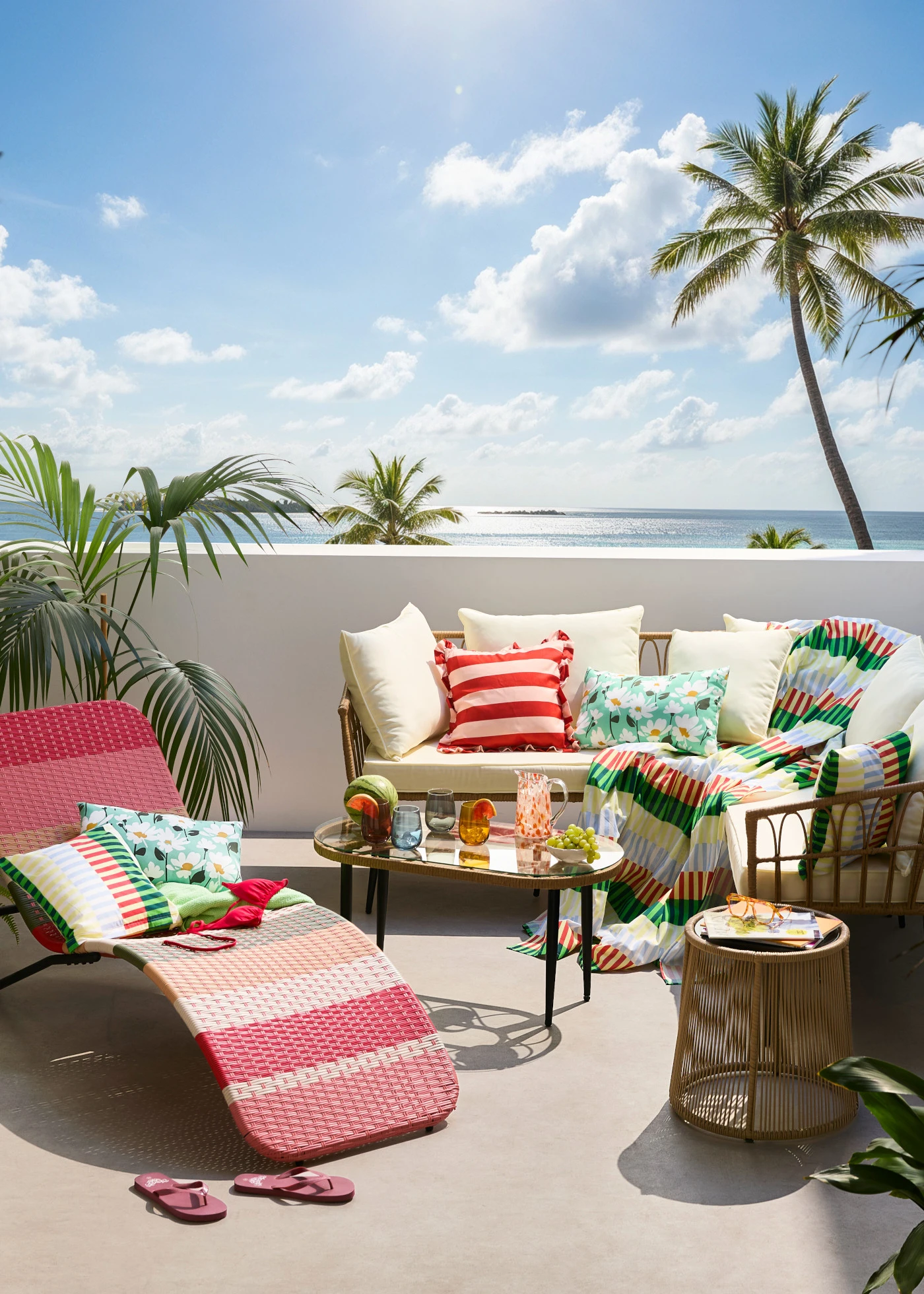 Ágytakaró színes csíkokkal. • színes • bonprix áruház