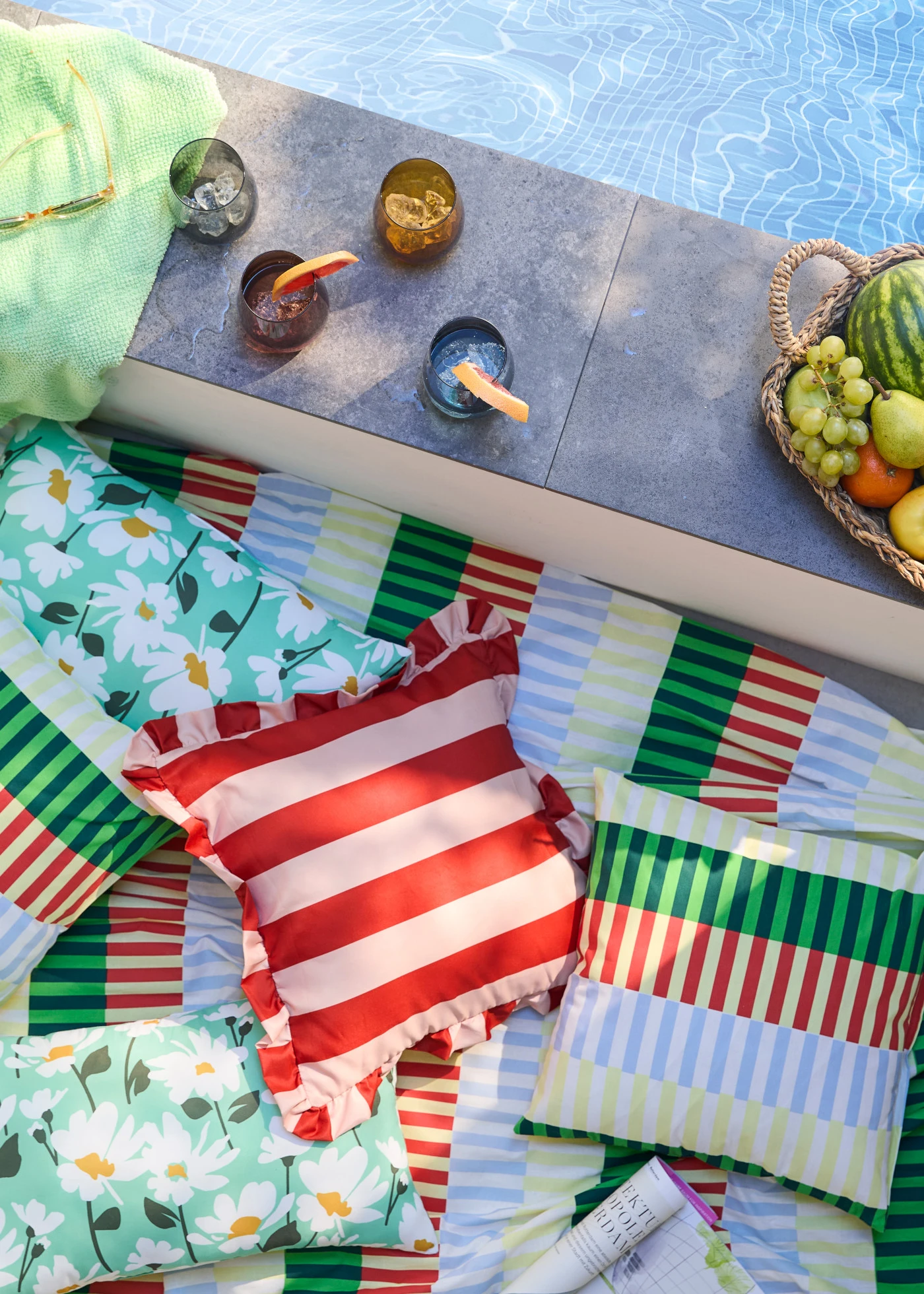 Kussenhoes met kleurrijke strepen (set van 2) • multicolour • bonprix online shop