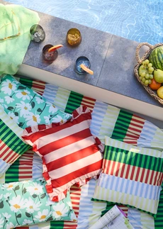 Gestreepte kussenhoes met ruches • rood gestreept • bonprix online shop