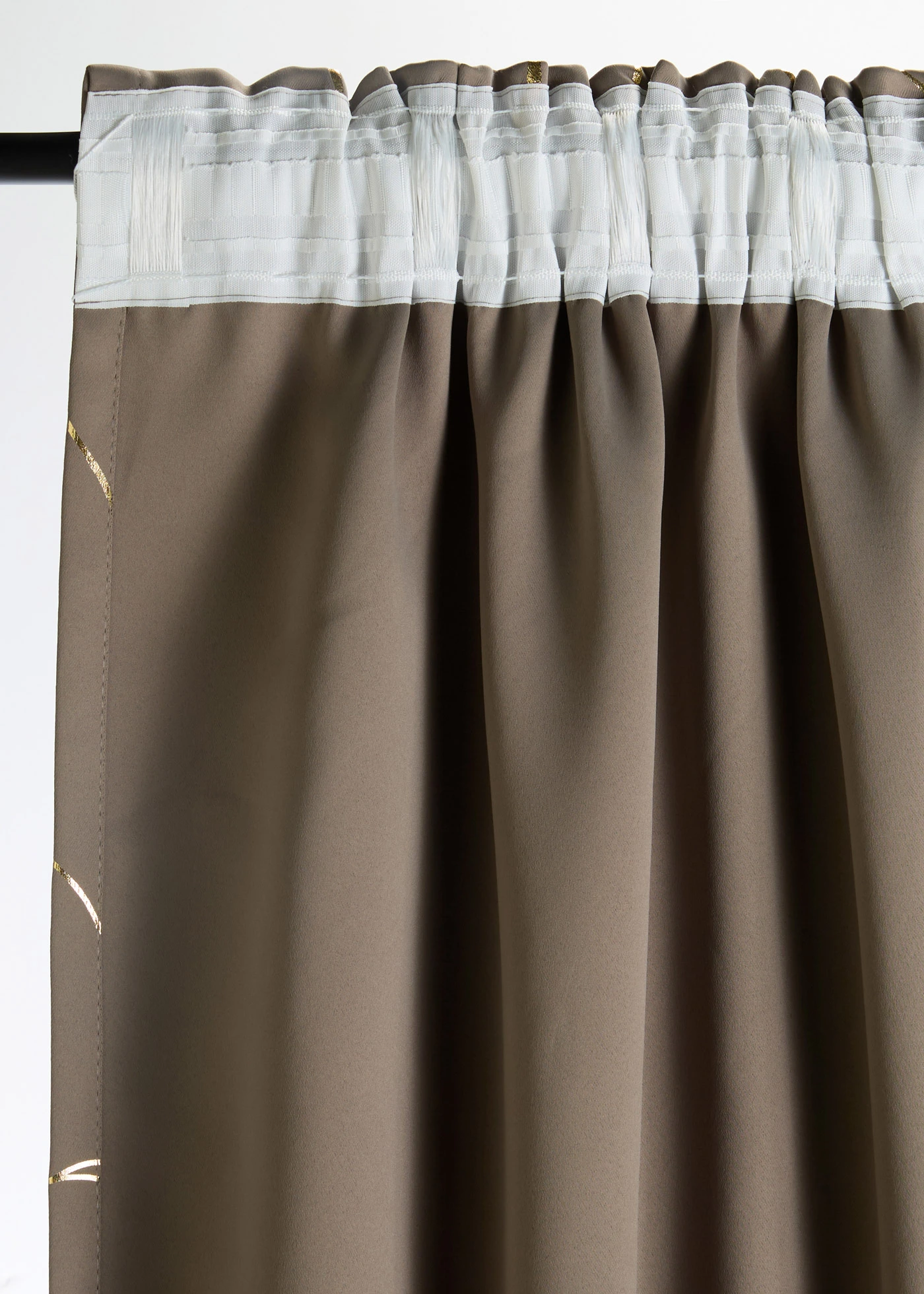 Verduisterend gordijn met glanzende print (1 stuk) • bruin-goudkleur • bonprix online shop