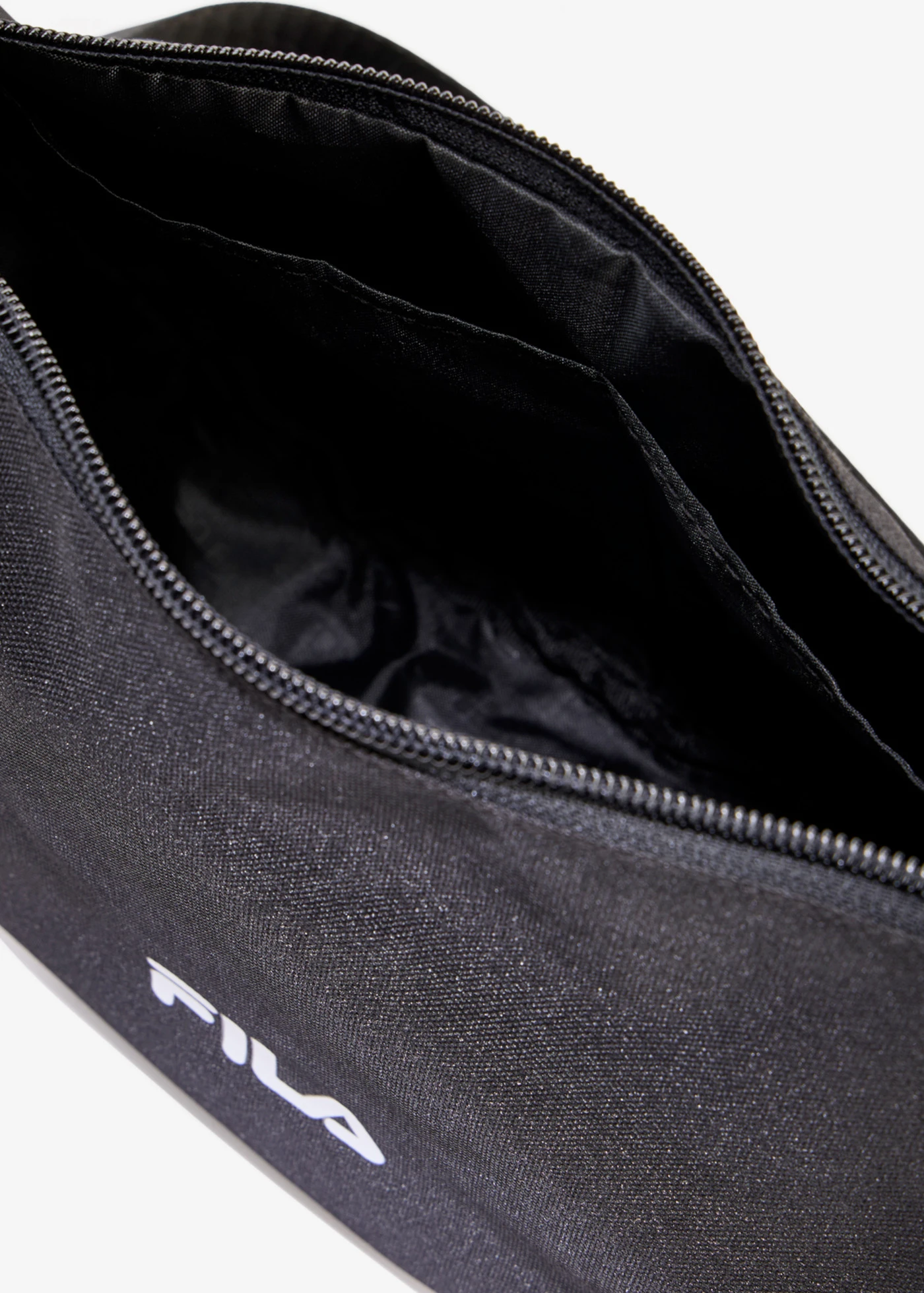 Geantă de umăr Fila • negru • magazin bonprix