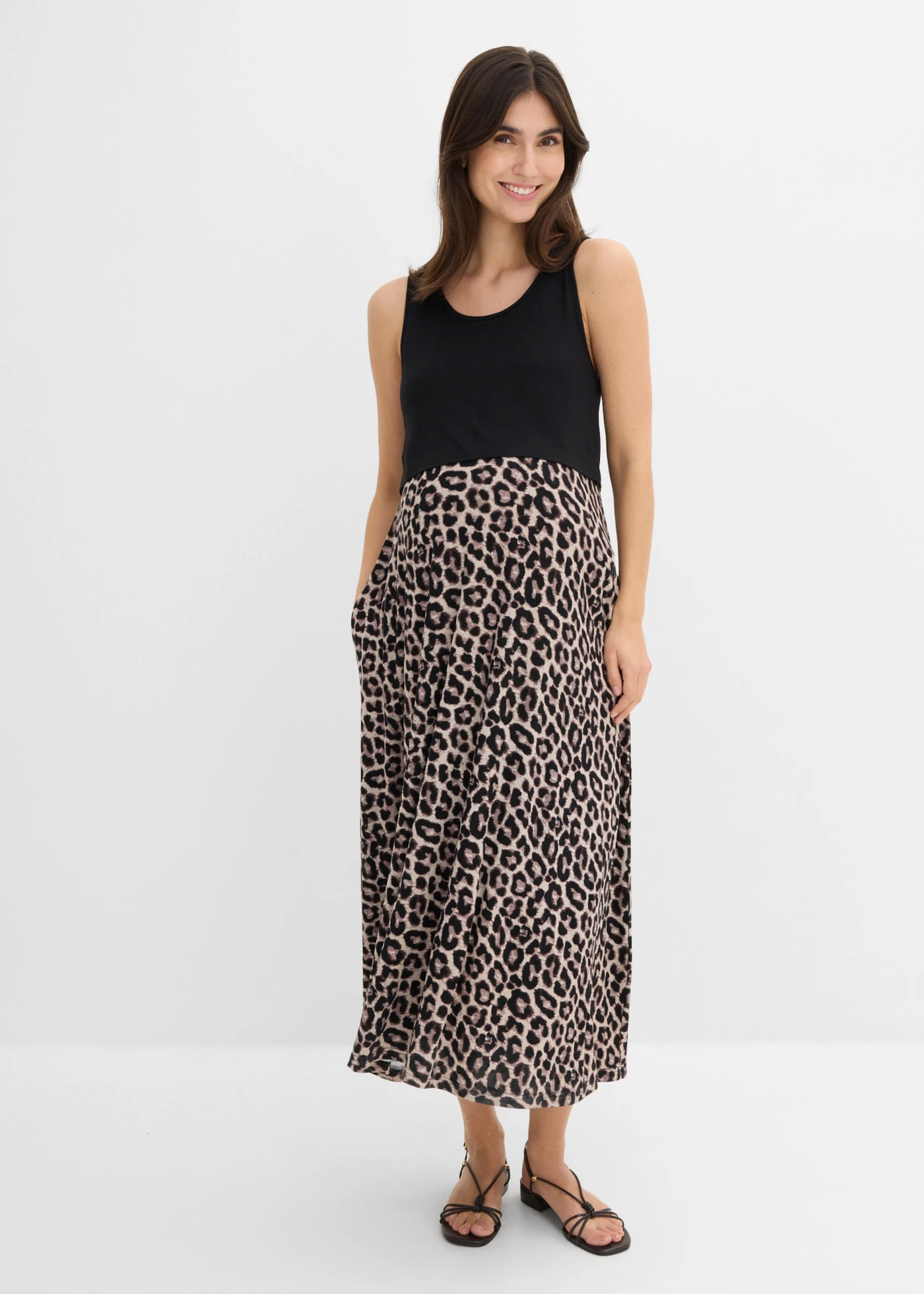 Długa sukienka ciążowa z funkcją karmienia 2 w 1 • czarno-ciemnobrązowy w panterkę • sklep bonprix