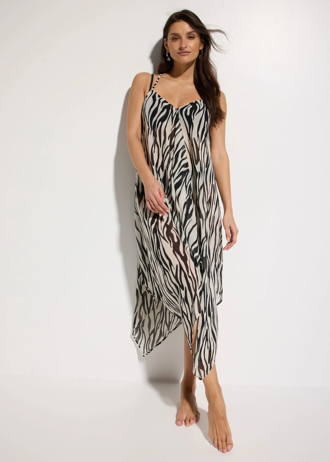 Rochie maxi transparentă de plajă din șifon vaporos • negru-bej cu imprimeu zebră • magazin bonprix