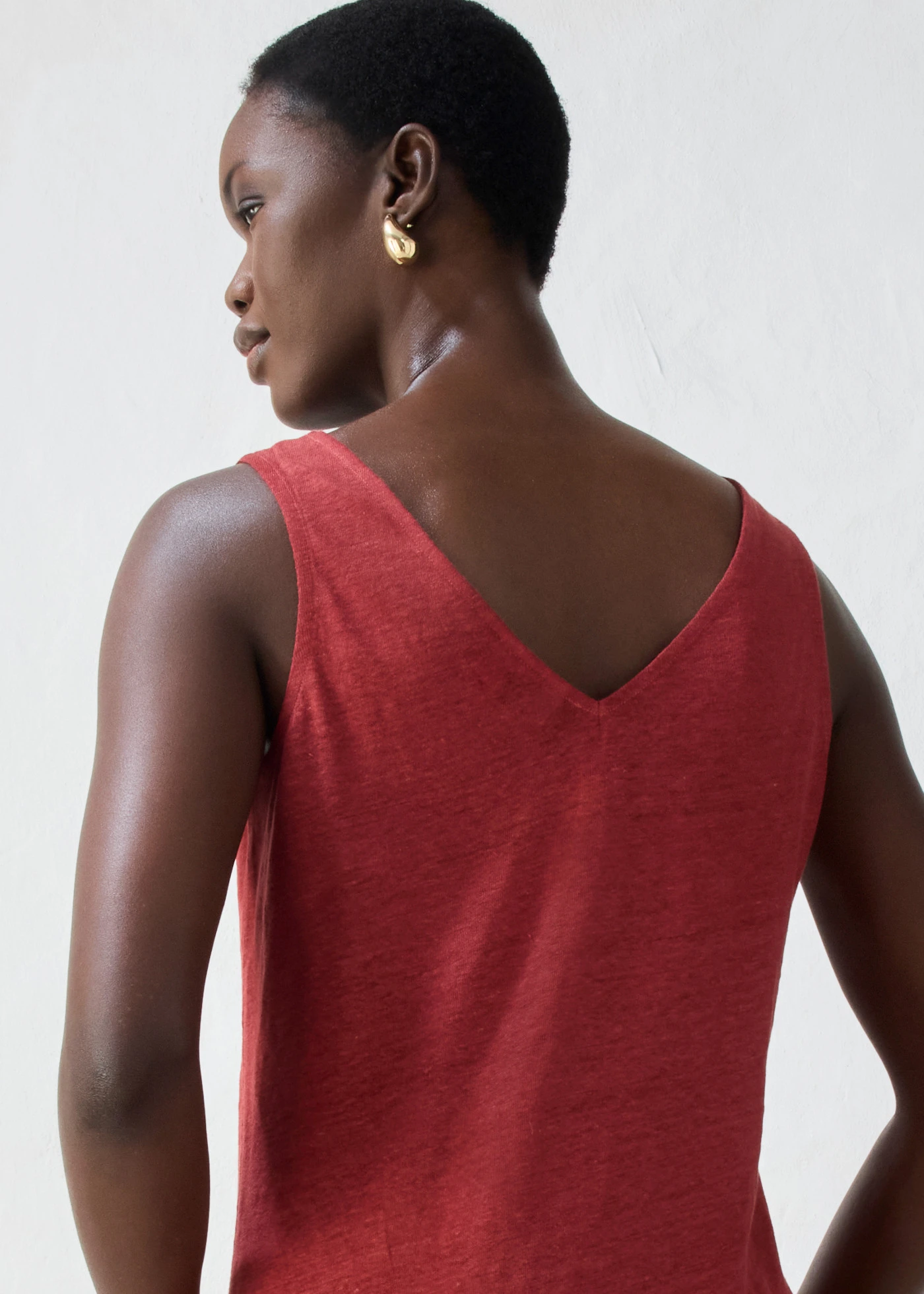 Tank top z czystego lnu • czerwony pustynny • sklep bonprix