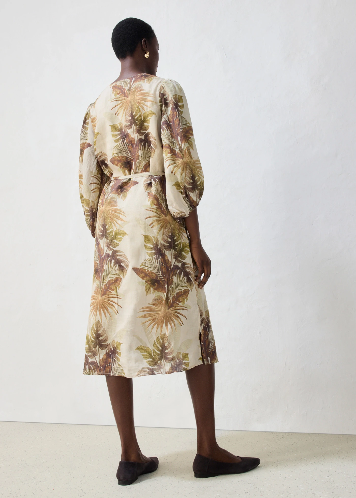 Robe longue en ramie • sable clair-marron foncé imprimé • Boutique bonprix