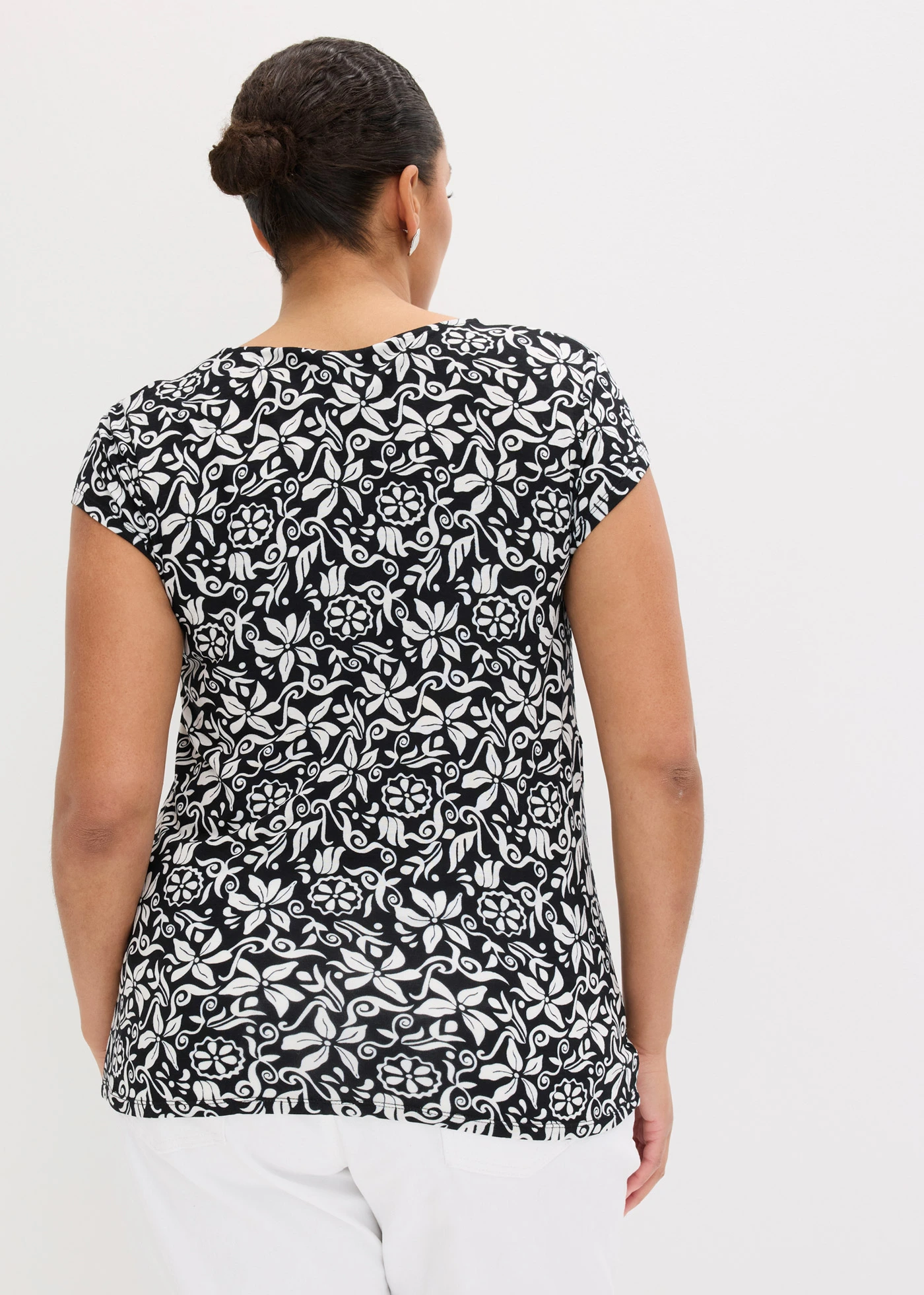 Shirt • zwart-wolwit grafische print plus size • bonprix online shop