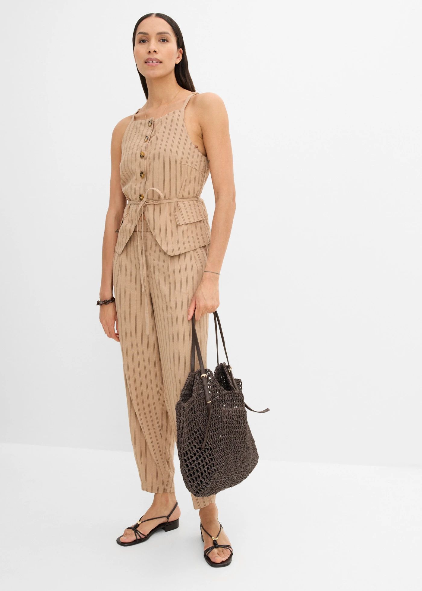Pantaloni cu cu elastic și șiret în talie din mix răcoros cu in • bej-camel mat-maro cu dungi • magazin bonprix