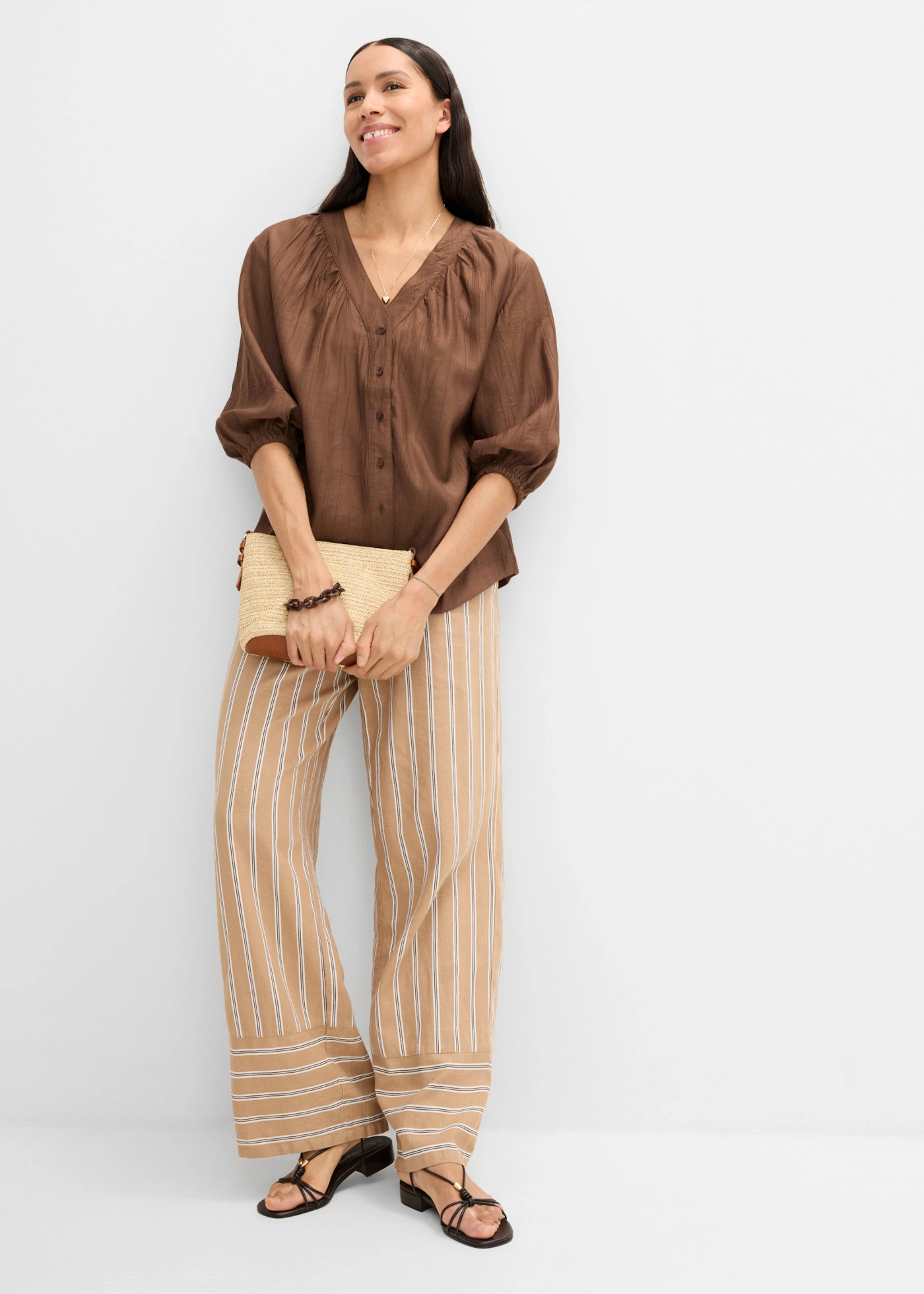 Bluzka oversize z miękkiej mieszanki wiskozy • brązowy • sklep bonprix
