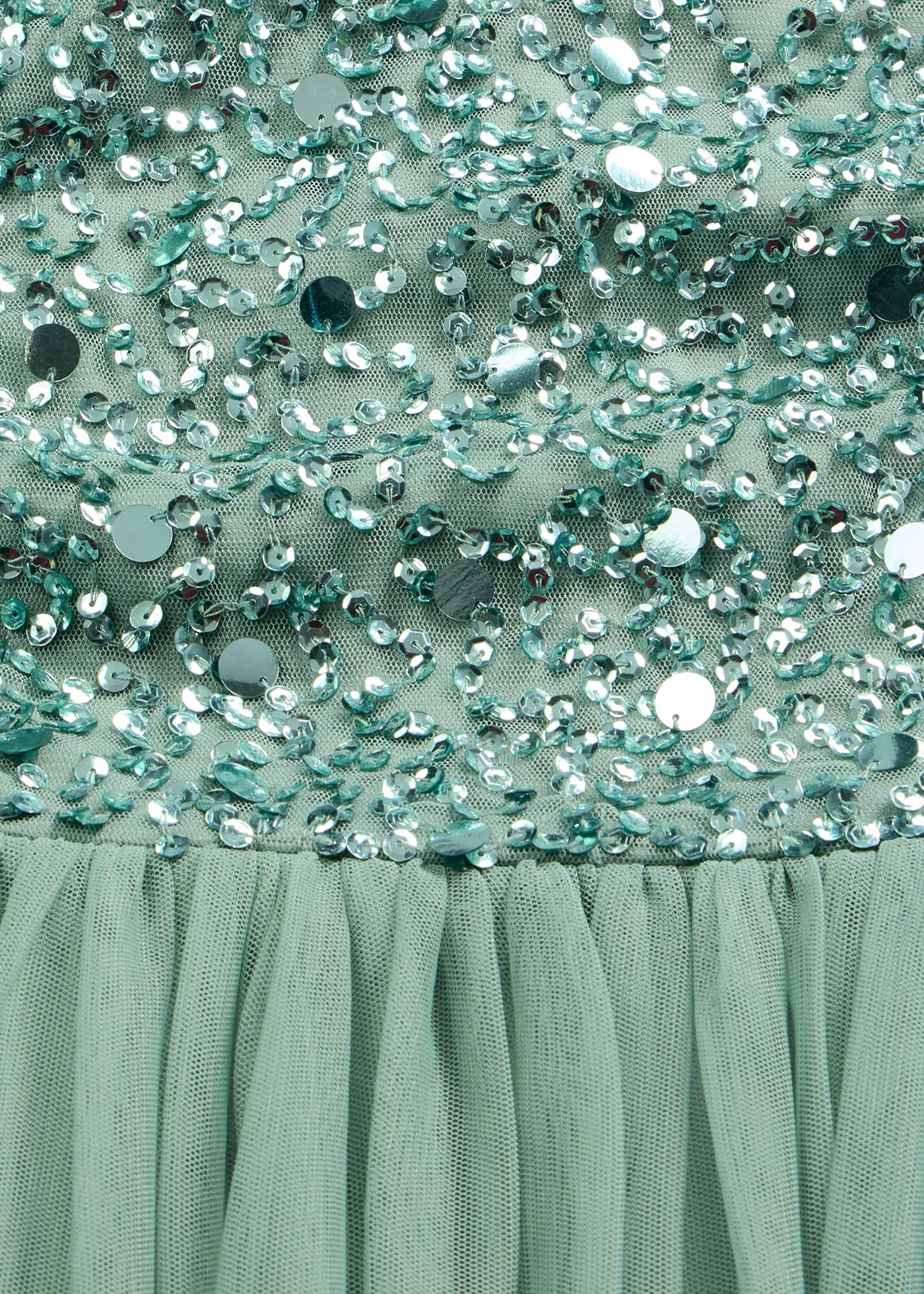 Robe de soirée en tulle avec haut brodé de sequins • vert pastel • Boutique bonprix