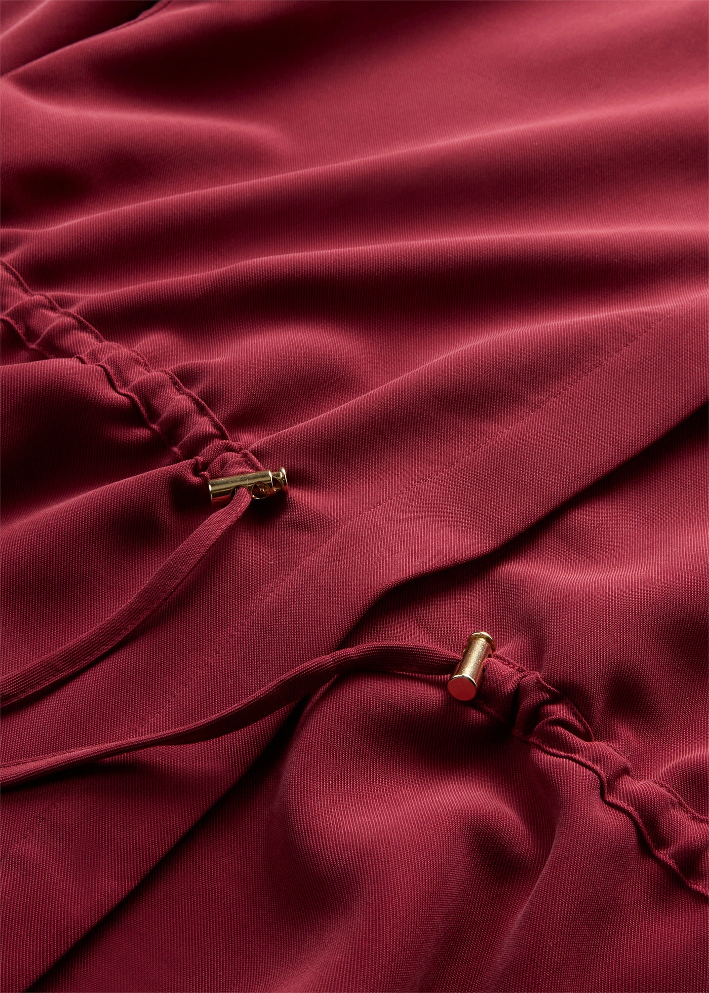 Chemisier doux en viscose majoritaire • rouge rubis • Boutique bonprix