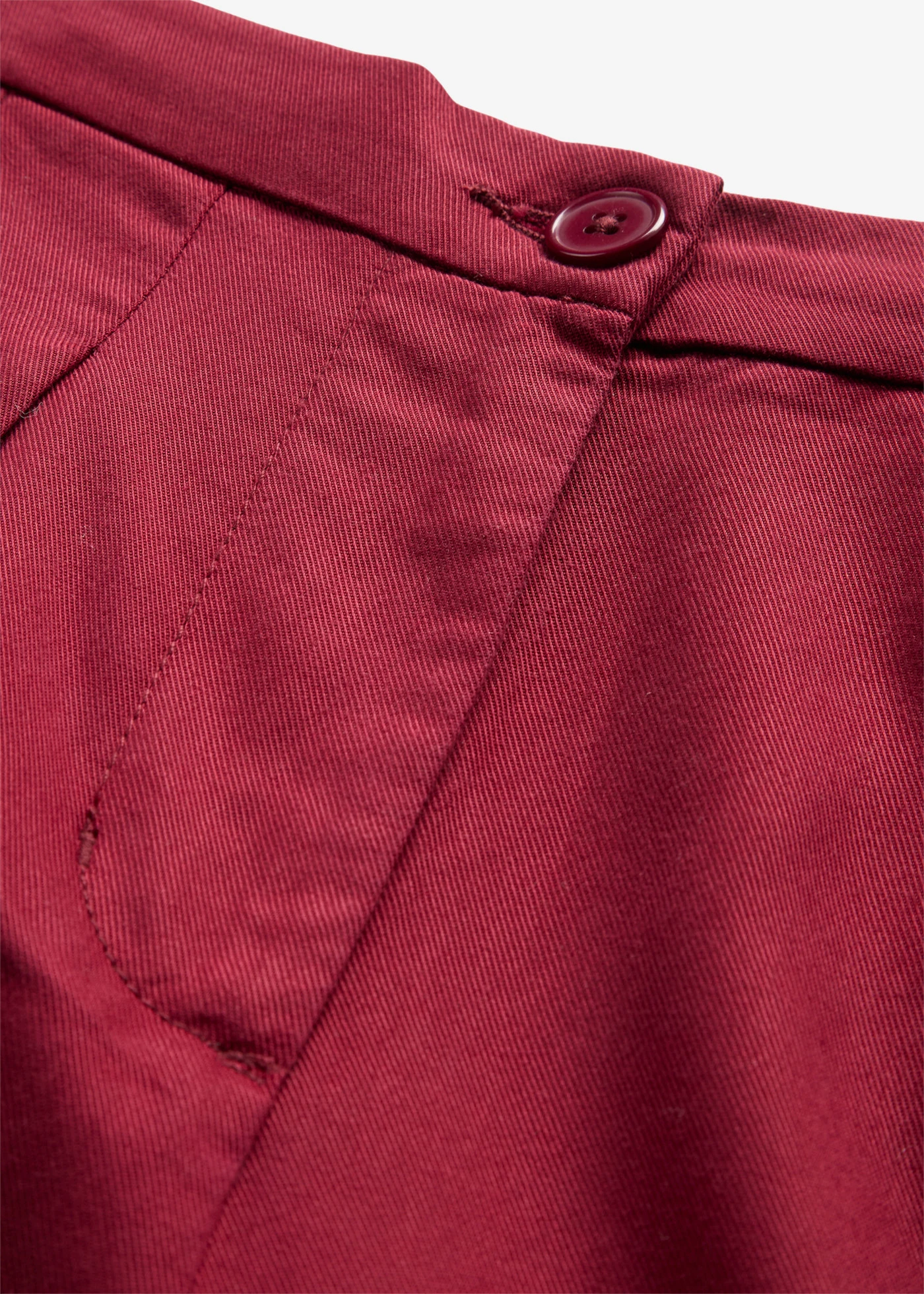 Pantalon à pinces en lyocell fluide • rouge rubis • Boutique bonprix