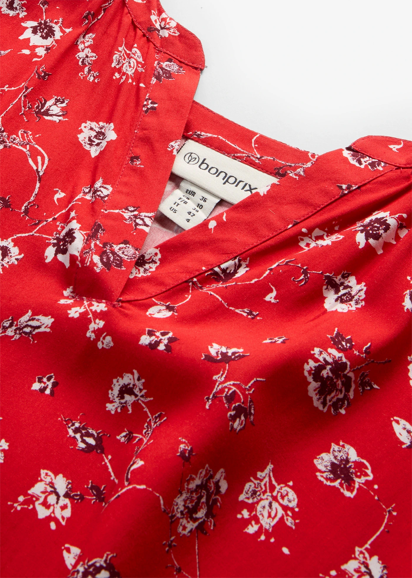 Tuniekblouse van soepele viscose • aardbeirood gebloemd • bonprix online shop